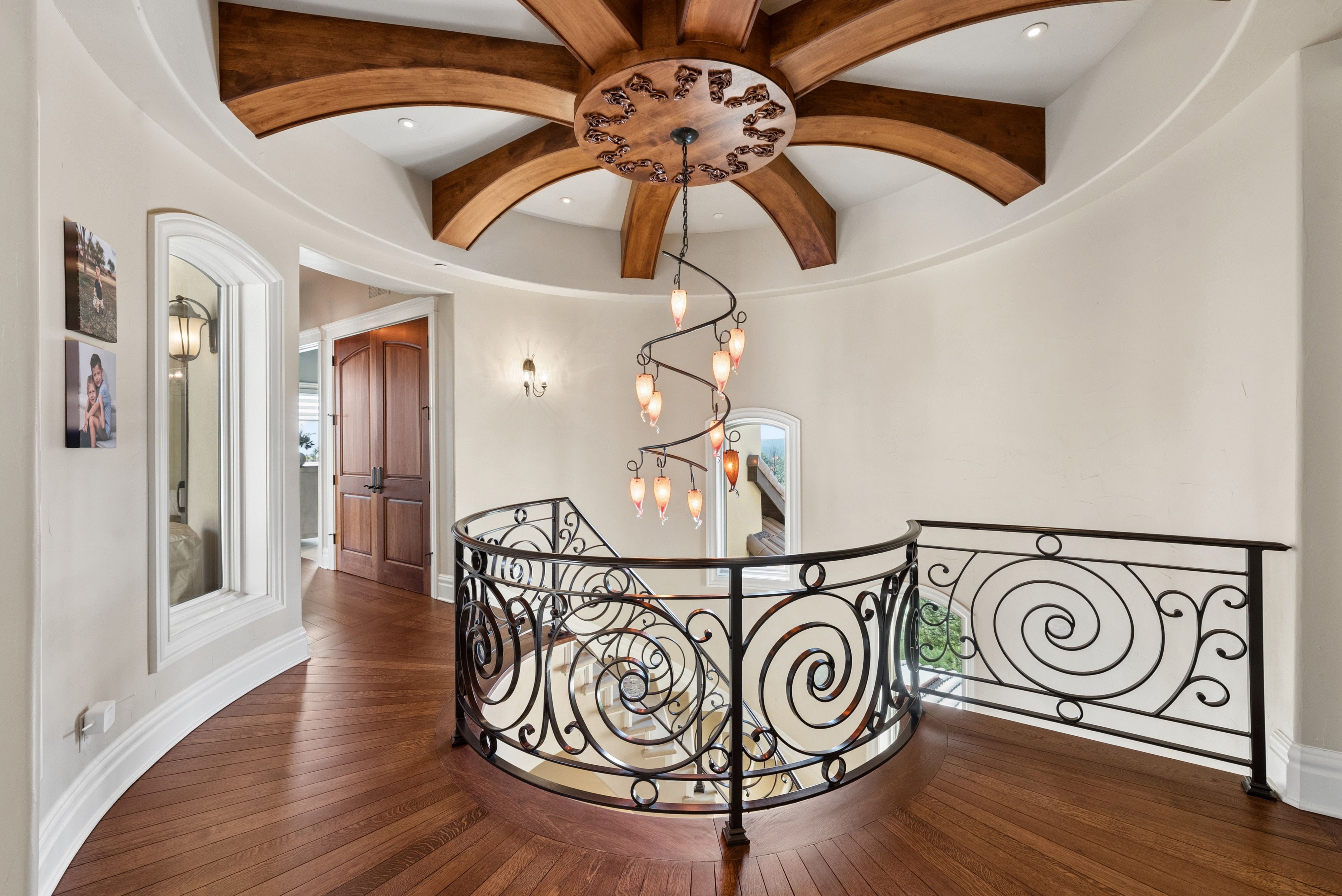  Extraordinary legacy estate on 2.59 private acres in Cathedral Pines - 物件實景