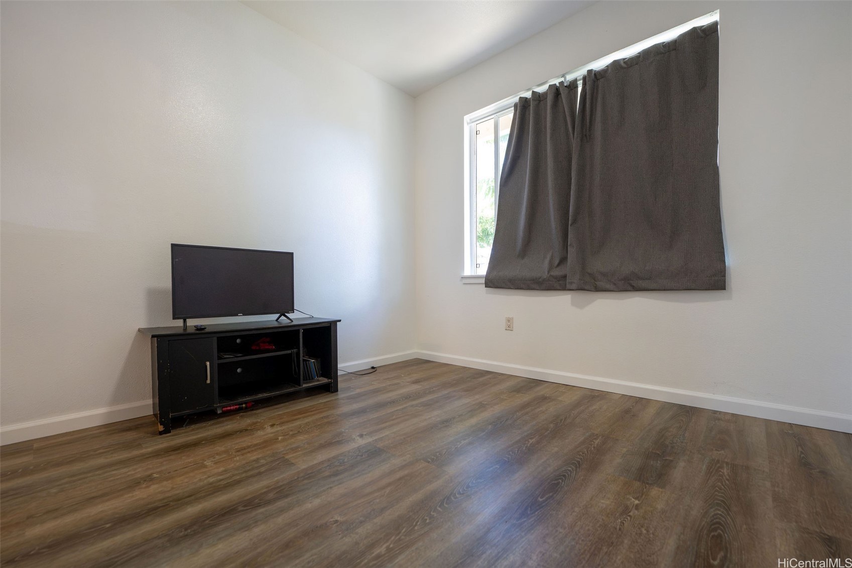 Kapolei, Hawaii, 96707, United States, 2 Bedrooms Bedrooms, ,2 BathroomsBathrooms,Residential,For Sale,1933025