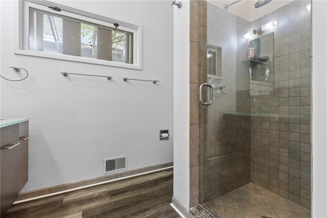Fox Chapel, Pennsylvania, 15215, United States, 4 Bedrooms Bedrooms, ,5 BathroomsBathrooms,Residential,For Sale,1927245