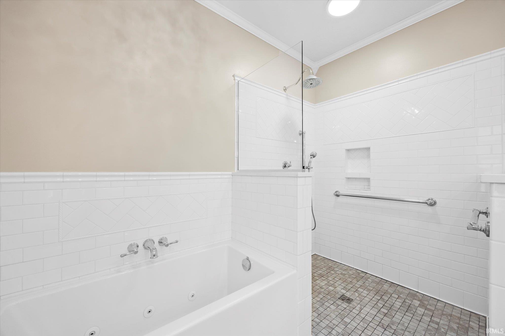 Bloomington, Indiana, 47401, United States, 4 Bedrooms Bedrooms, ,4 BathroomsBathrooms,Residential,For Sale,1978247