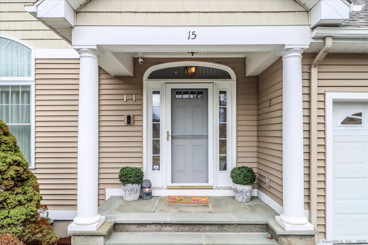 New Milford, Connecticut, 06776, United States, 2 Bedrooms Bedrooms, ,4 BathroomsBathrooms,Residential,For Sale,1938812