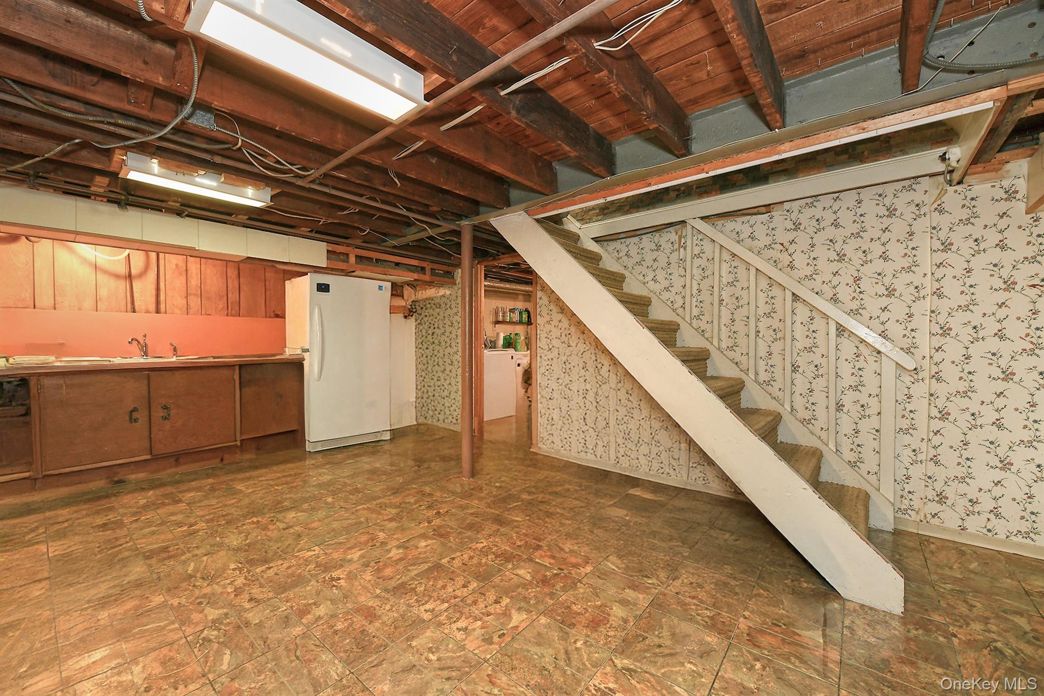 Freeport, New York, 11520, United States, 3 Bedrooms Bedrooms, ,2 BathroomsBathrooms,Residential,For Sale,2003300