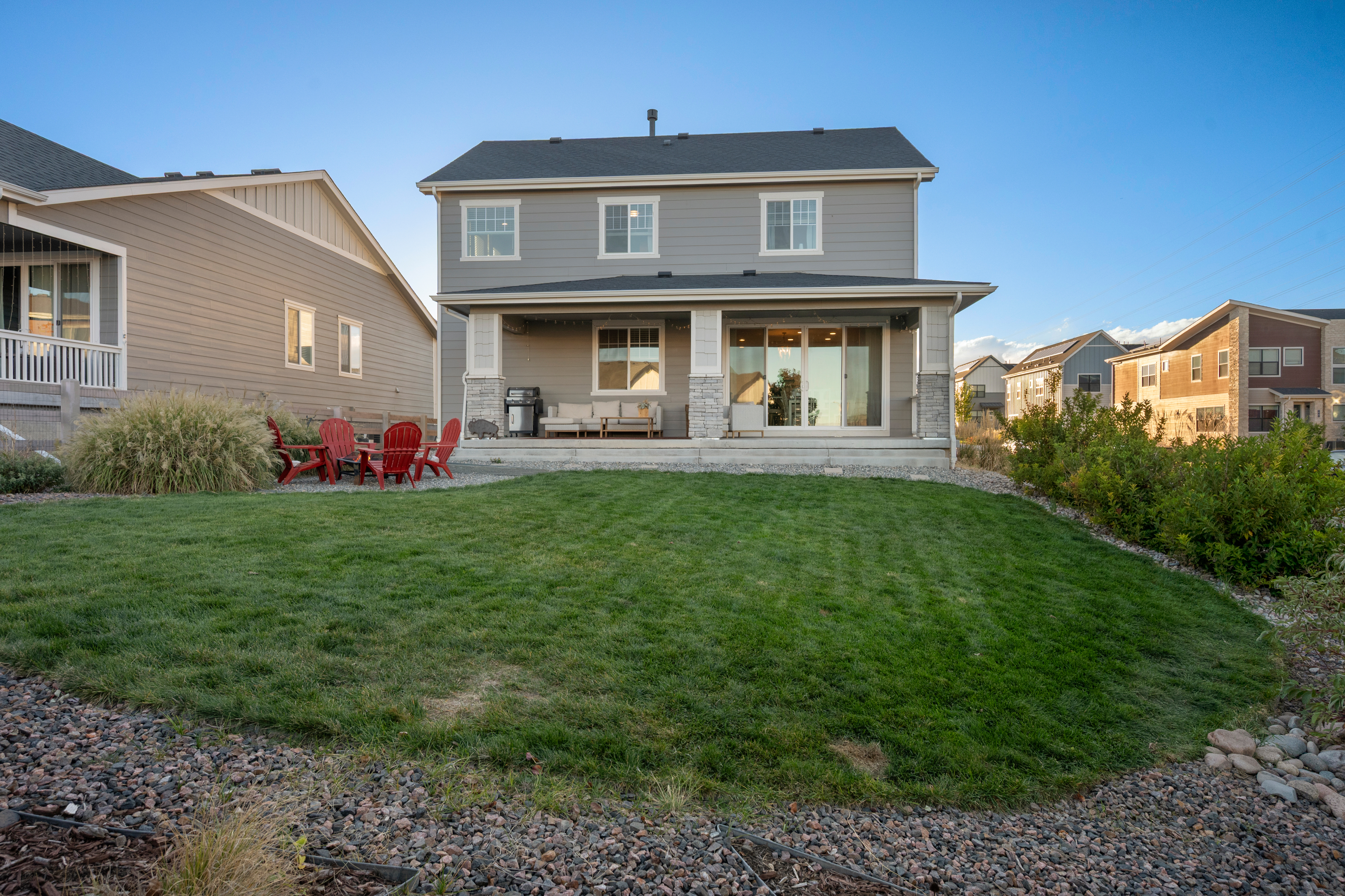  Set on an oversized corner lot in Sterling Ranch - 物件實景