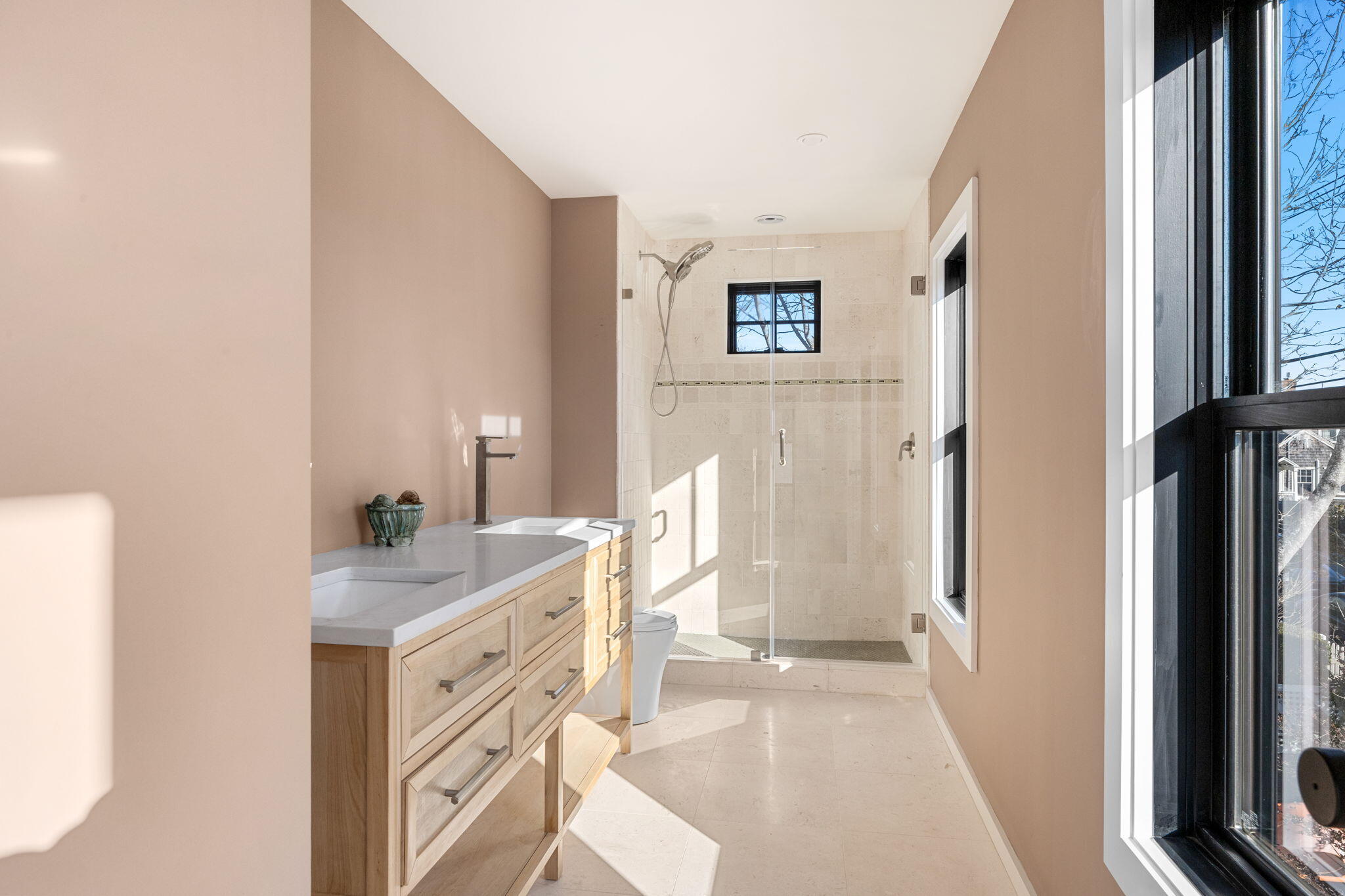  East End New Construction with Bay Views - 物件實景