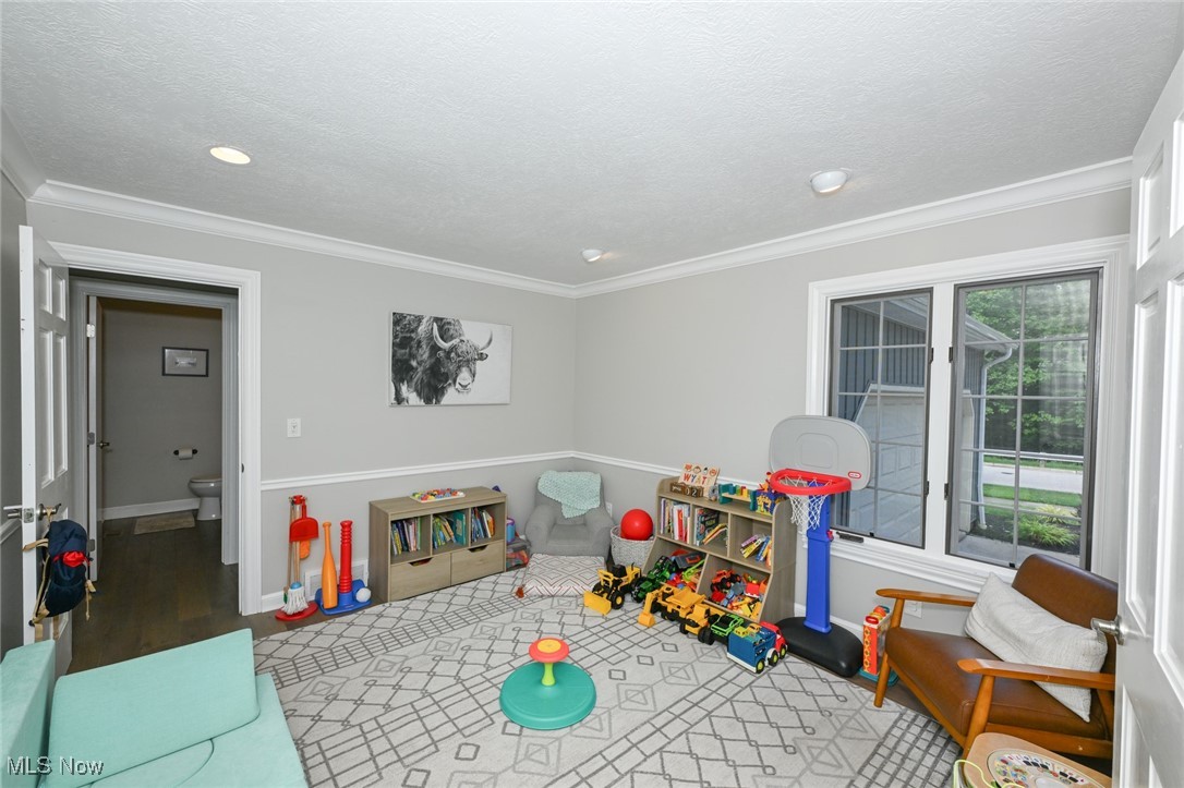 Brecksville, Ohio, 44141, United States, 4 Bedrooms Bedrooms, ,4 BathroomsBathrooms,Residential,For Sale,1926266