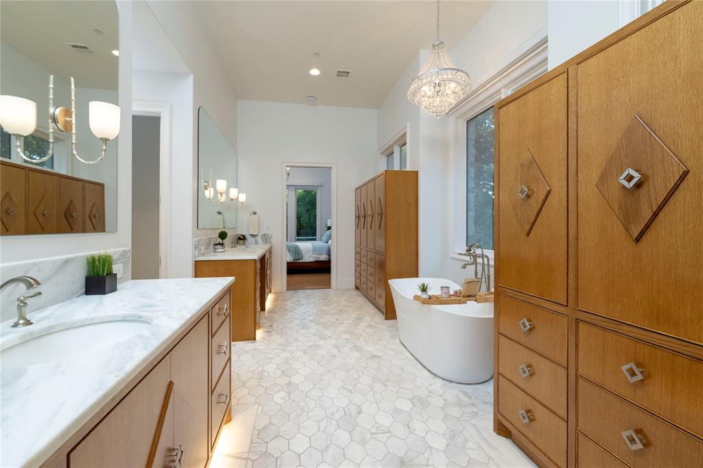 Southlake, Texas, 76092, United States, 4 Bedrooms Bedrooms, ,6 BathroomsBathrooms,Residential,For Sale,1762957