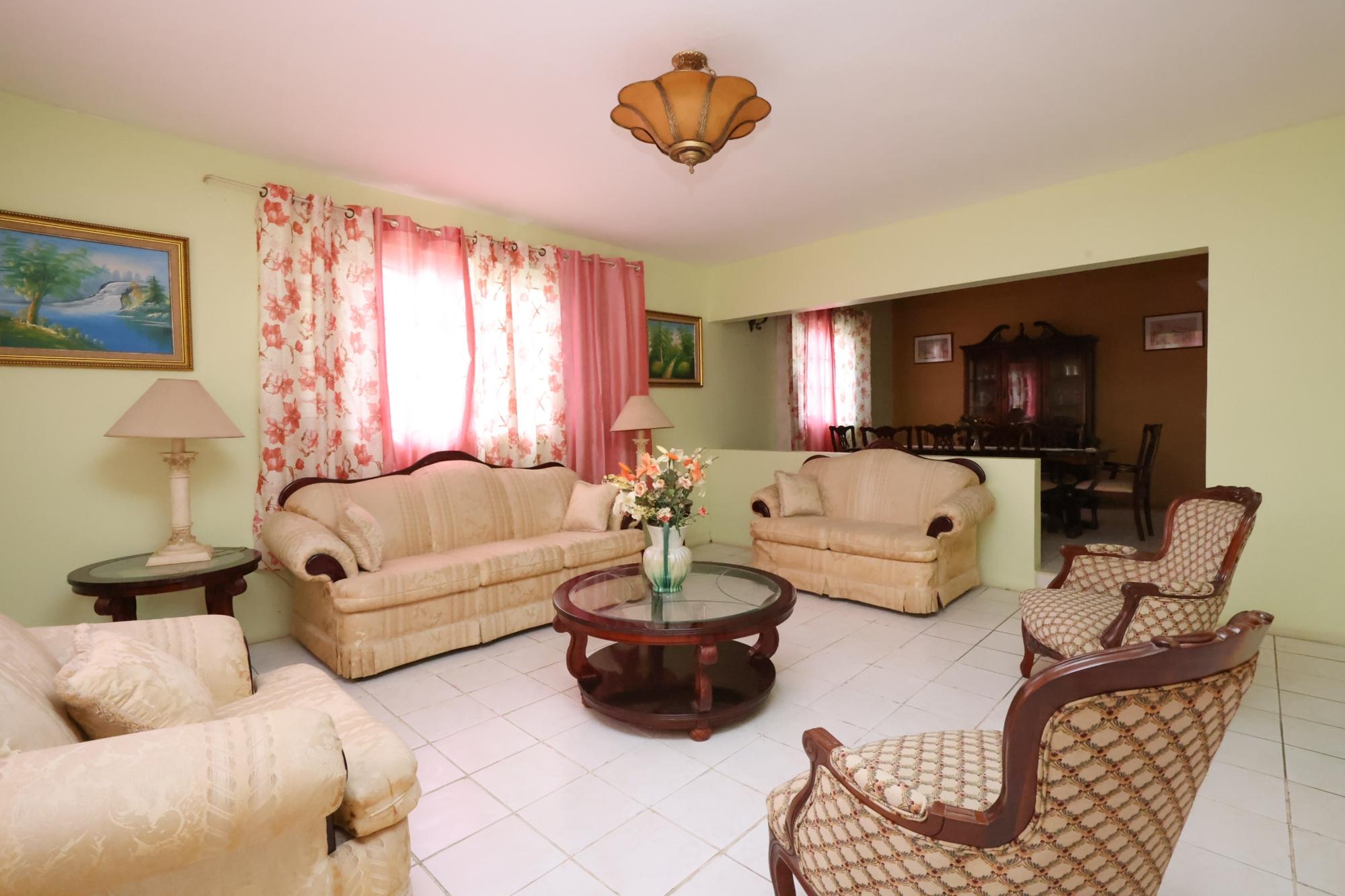Kingston & St. Andrew, JM, 5 Bedrooms Bedrooms, ,4 BathroomsBathrooms,Residential,For Sale,1882782