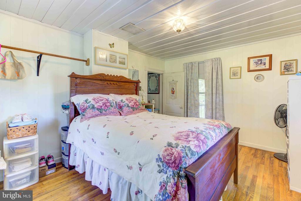 Wardensville, West Virginia, 26851, United States, 3 Bedrooms Bedrooms, ,1 BathroomBathrooms,Residential,For Sale,1936934