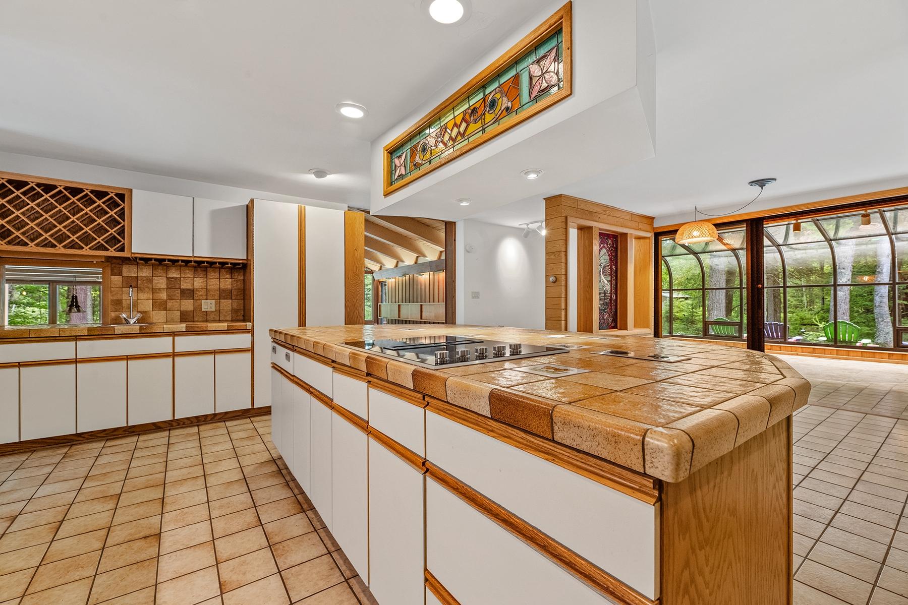 Manitowish Waters, Wisconsin, 54545, United States, 4 Bedrooms Bedrooms, ,3 BathroomsBathrooms,Residential,For Sale,1974750