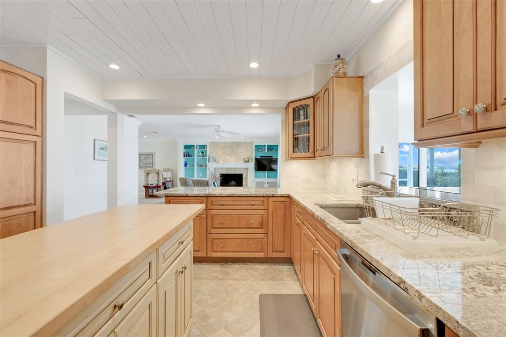 Belle Isle, Florida, 32812, United States, 4 Bedrooms Bedrooms, ,4 BathroomsBathrooms,Residential,For Sale,1795012