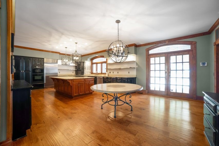 Paintsville, Kentucky, 41240, United States, 6 Bedrooms Bedrooms, ,6 BathroomsBathrooms,Residential,For Sale,1936965
