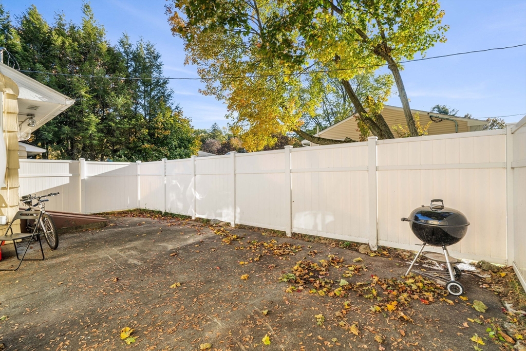 Lawrence, Massachusetts, 01843, United States, 3 Bedrooms Bedrooms, ,2 BathroomsBathrooms,Residential,For Sale,1999153