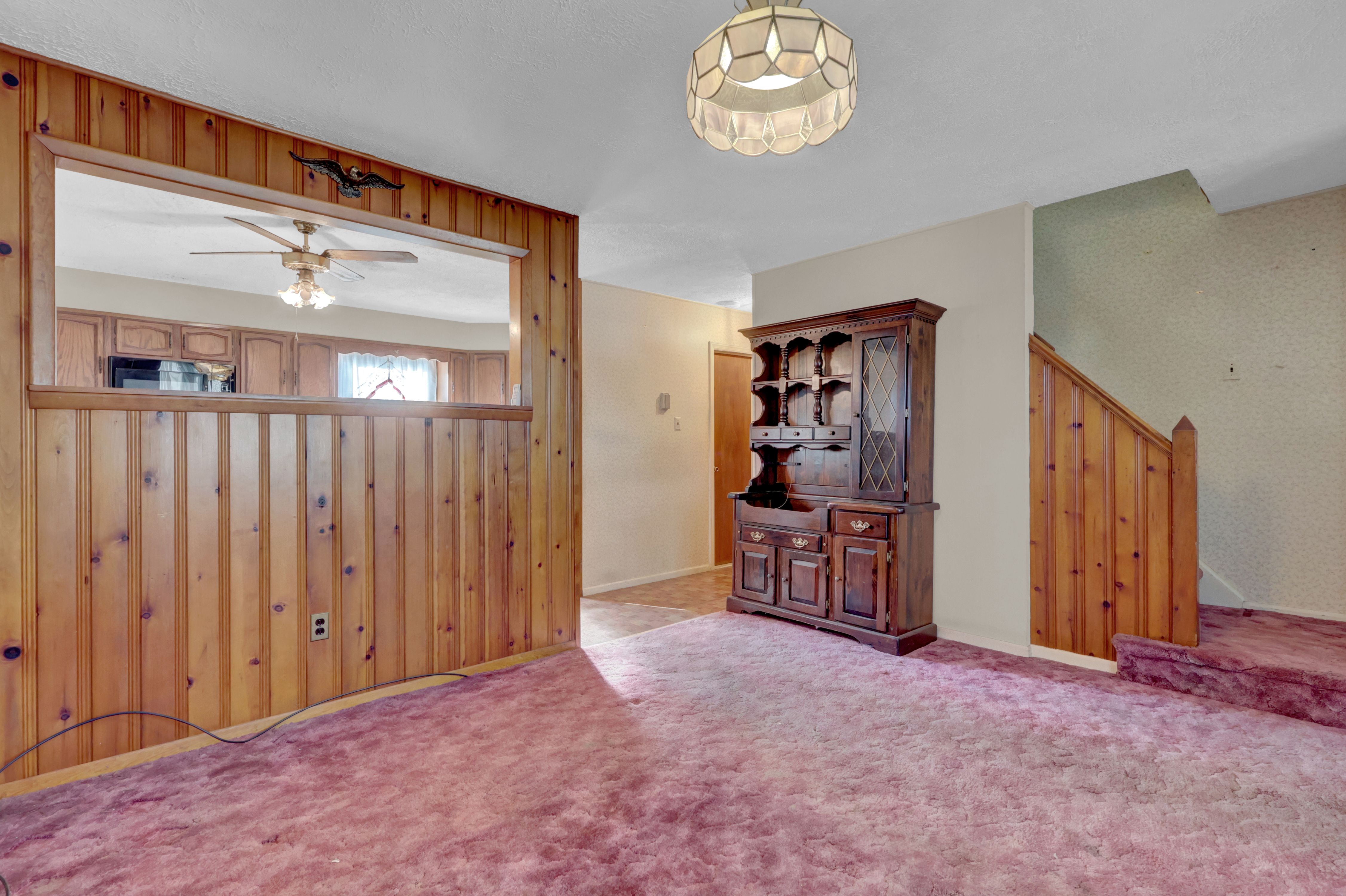 West Babylon, New York, 11704, United States, 4 Bedrooms Bedrooms, ,2 BathroomsBathrooms,Residential,For Sale,2010725