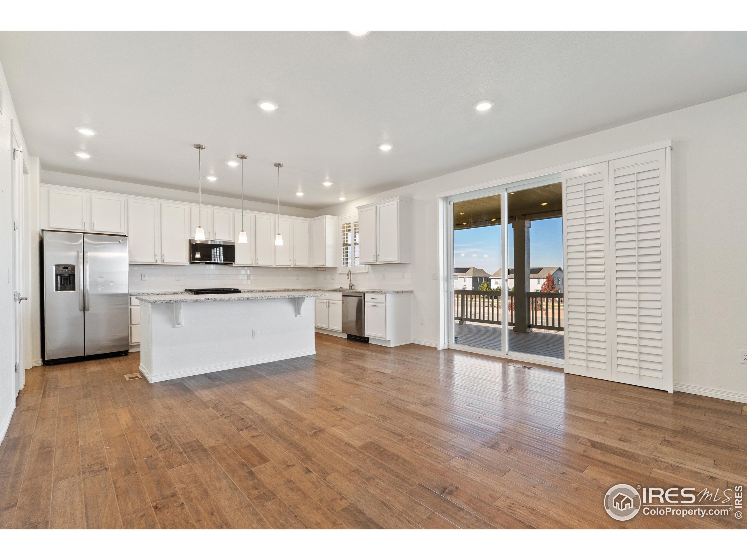 Thornton, Colorado, 80602, United States, 4 Bedrooms Bedrooms, ,4 BathroomsBathrooms,Residential,For Sale,1988981