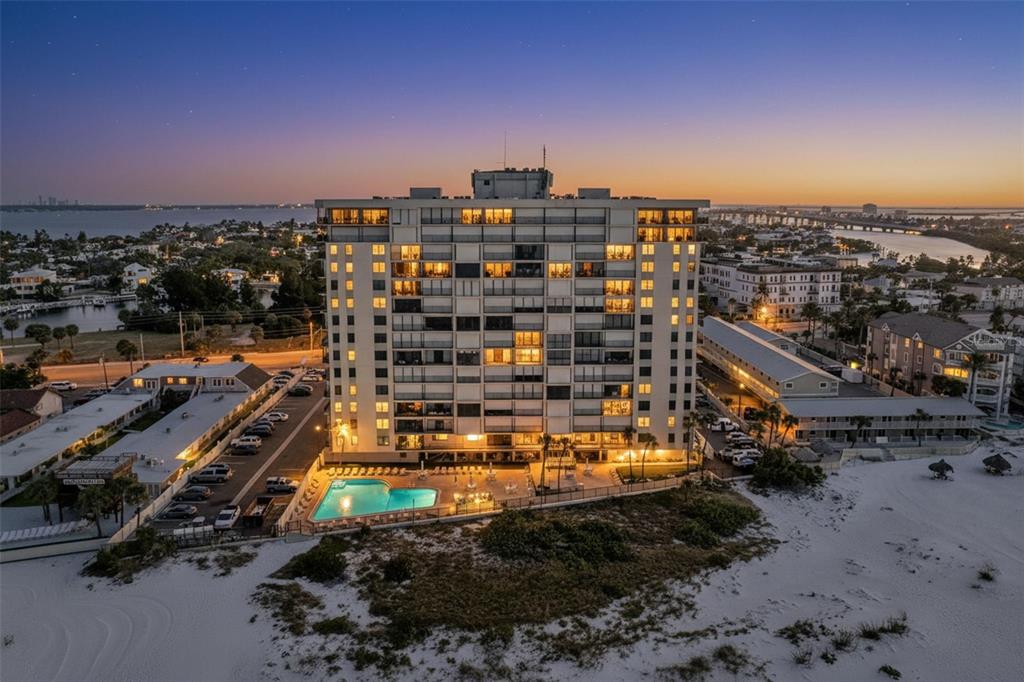 St Pete Beach, Florida, 33706, United States, 2 Bedrooms Bedrooms, ,2 BathroomsBathrooms,Residential,For Sale,1987564