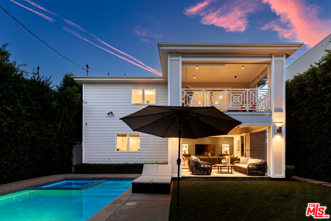 Los Angeles, California, 90046, United States, 5 Bedrooms Bedrooms, ,5 BathroomsBathrooms,Residential,For Sale,1932208