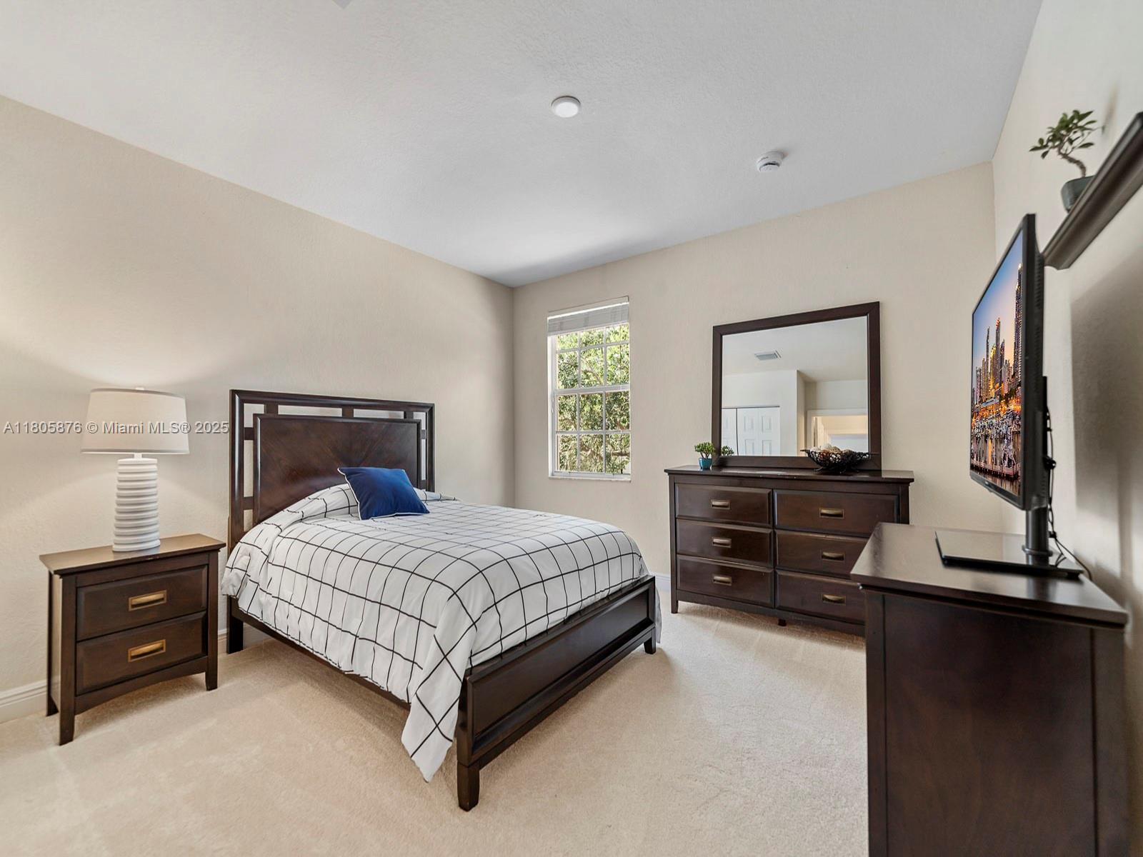 Weston, Florida, 33332, United States, 5 Bedrooms Bedrooms, ,5 BathroomsBathrooms,Residential,For Sale,1826480