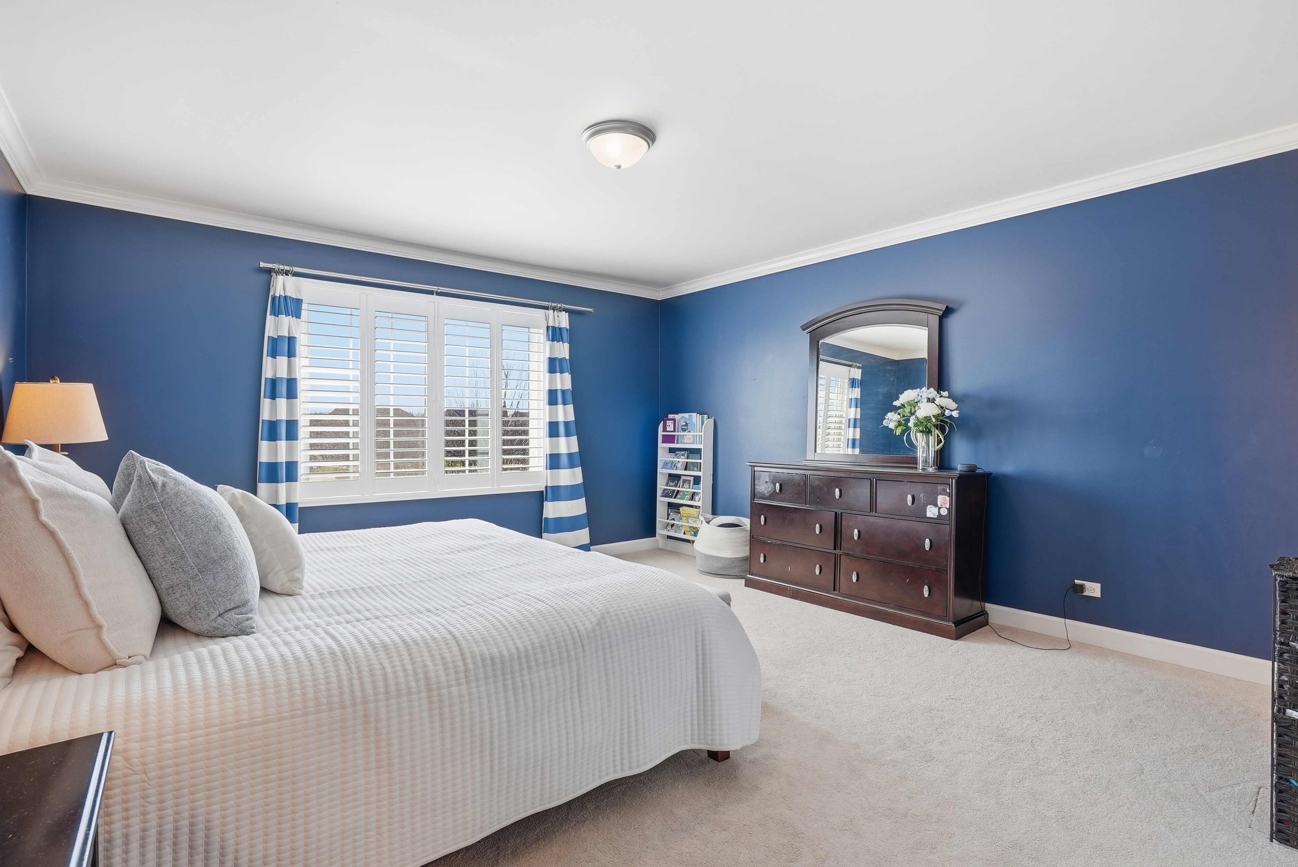  The Crown Jewel of Tall Grass: Waterfront Privacy Meets the Ultimate Layout - 物件實景