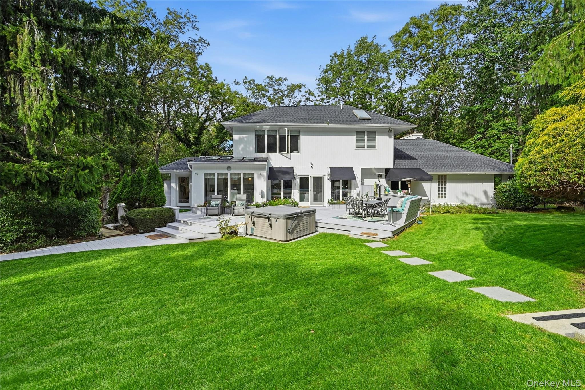  52 W Meadow Road, Setauket, NY, 11733 - 物件實景