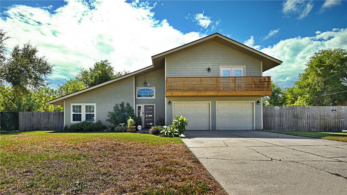 Corpus Christi, Texas, 78412, United States, 4 Bedrooms Bedrooms, ,4 BathroomsBathrooms,Residential,For Sale,1956068