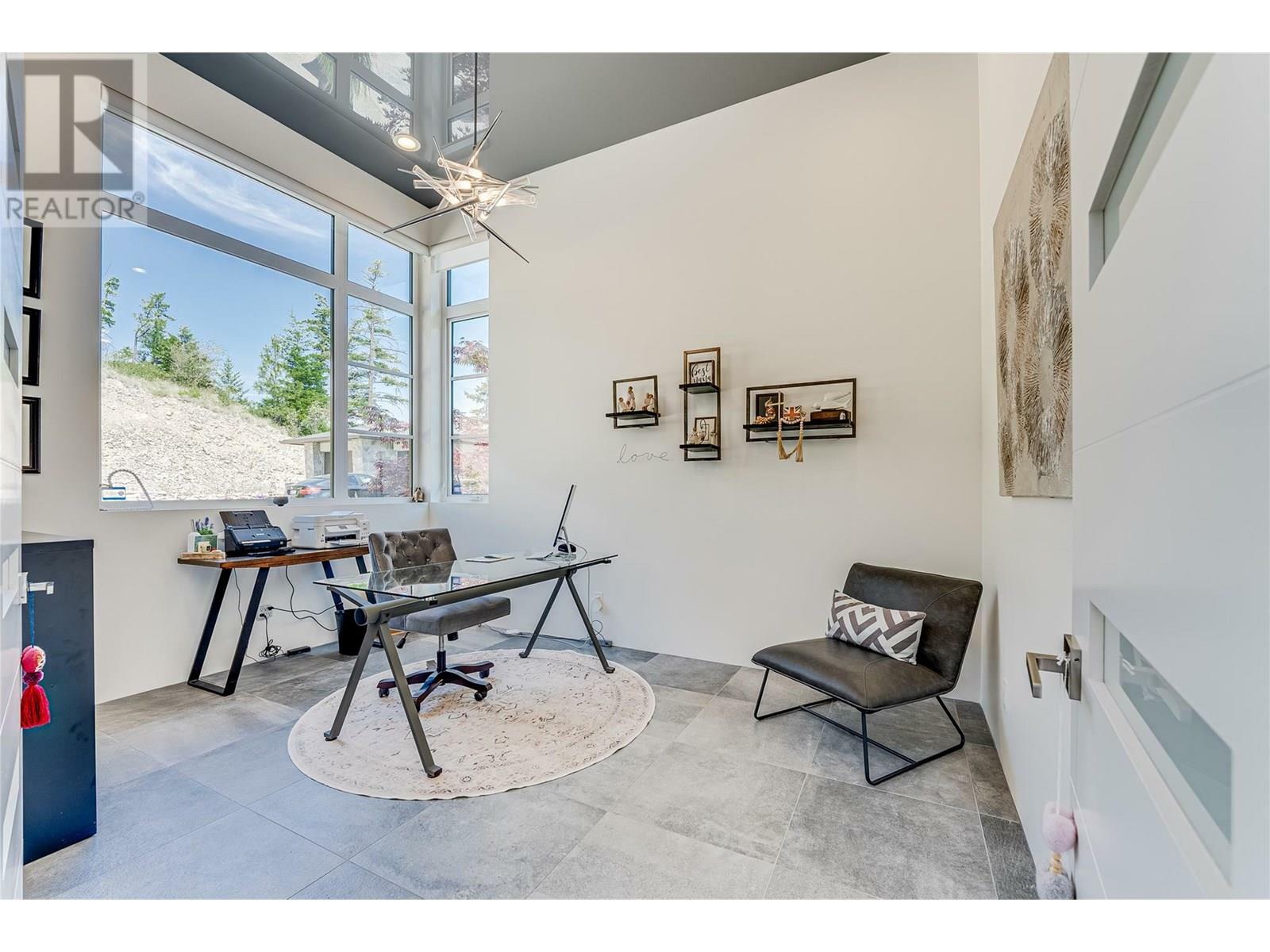 LAKE COUNTRY, British Columbia, V4V 2G2, CA, 4 Bedrooms Bedrooms, ,3 BathroomsBathrooms,Residential,For Sale,1859669