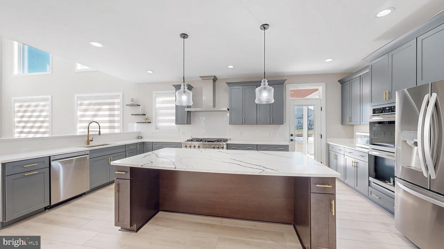 LEWES, Delaware, 19958, United States, 5 Bedrooms Bedrooms, ,7 BathroomsBathrooms,Residential,For Sale,1989878