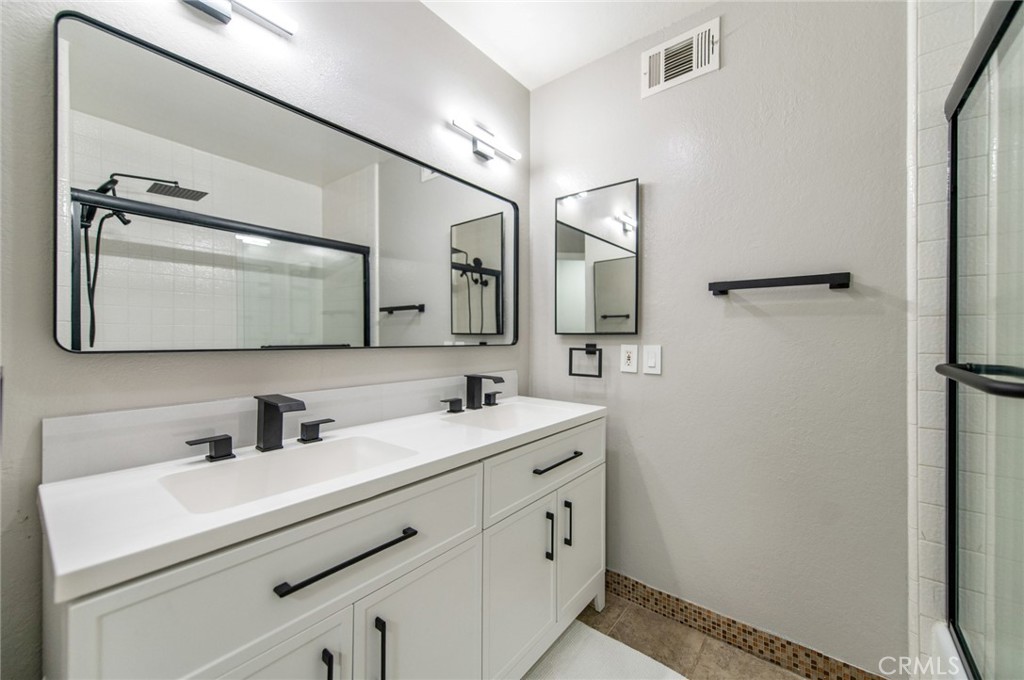 Diamond Bar, California, 91765, United States, 4 Bedrooms Bedrooms, ,3 BathroomsBathrooms,Residential,For Sale,2007497