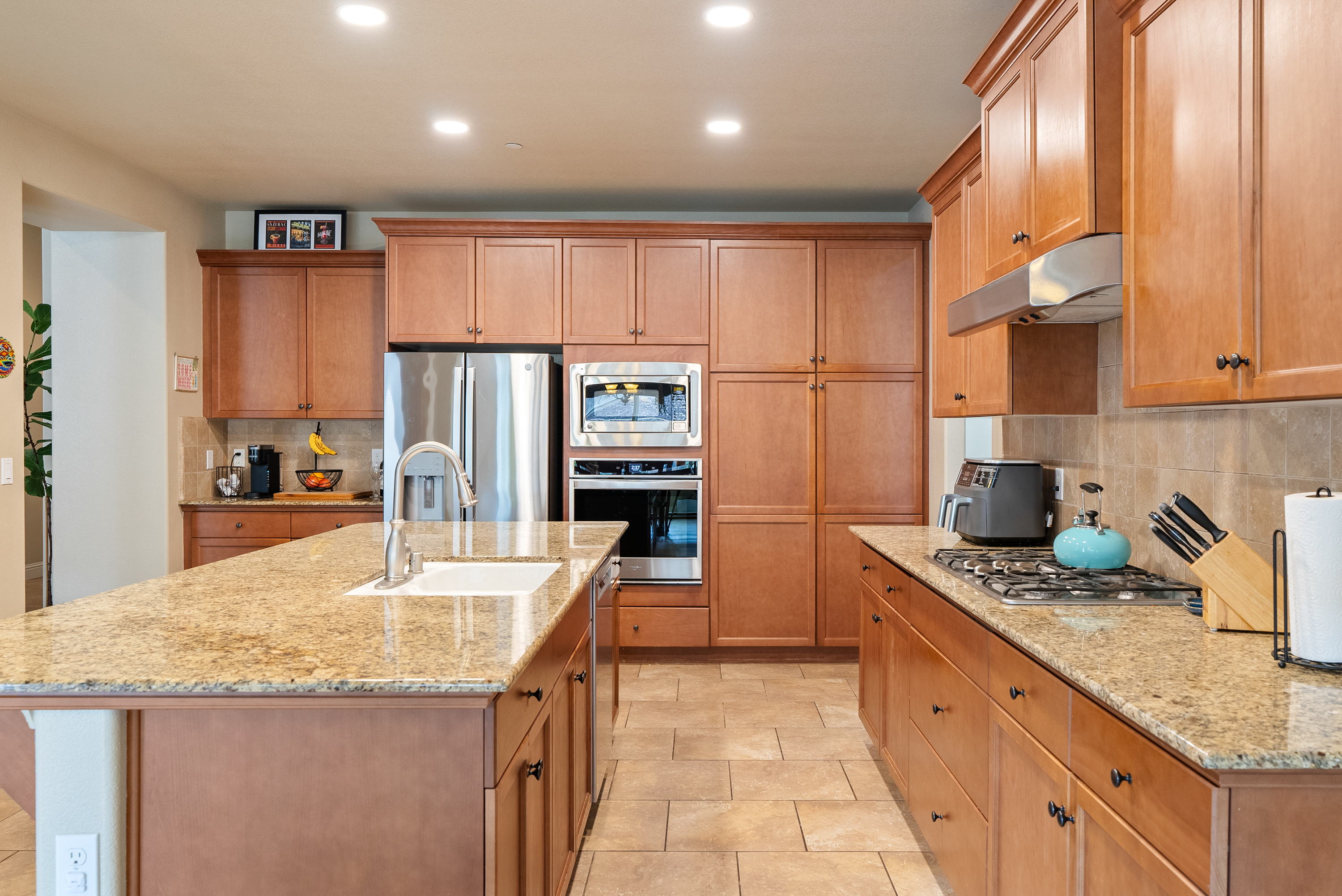  Timeless Living in Vintage at Montebello Oaks - 物件實景
