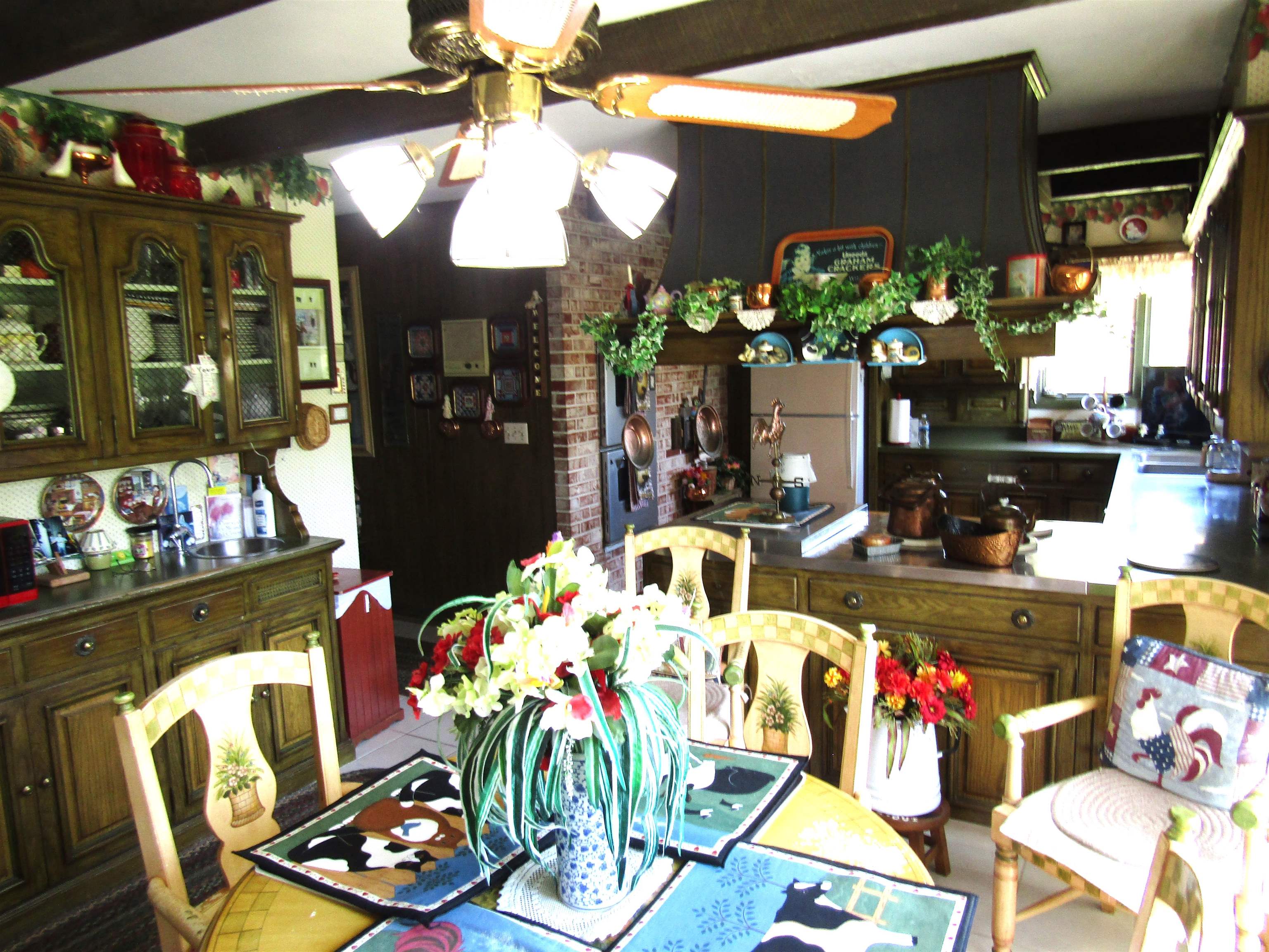 Beloit, Wisconsin, 53511, United States, 6 Bedrooms Bedrooms, ,5 BathroomsBathrooms,Residential,For Sale,2005611