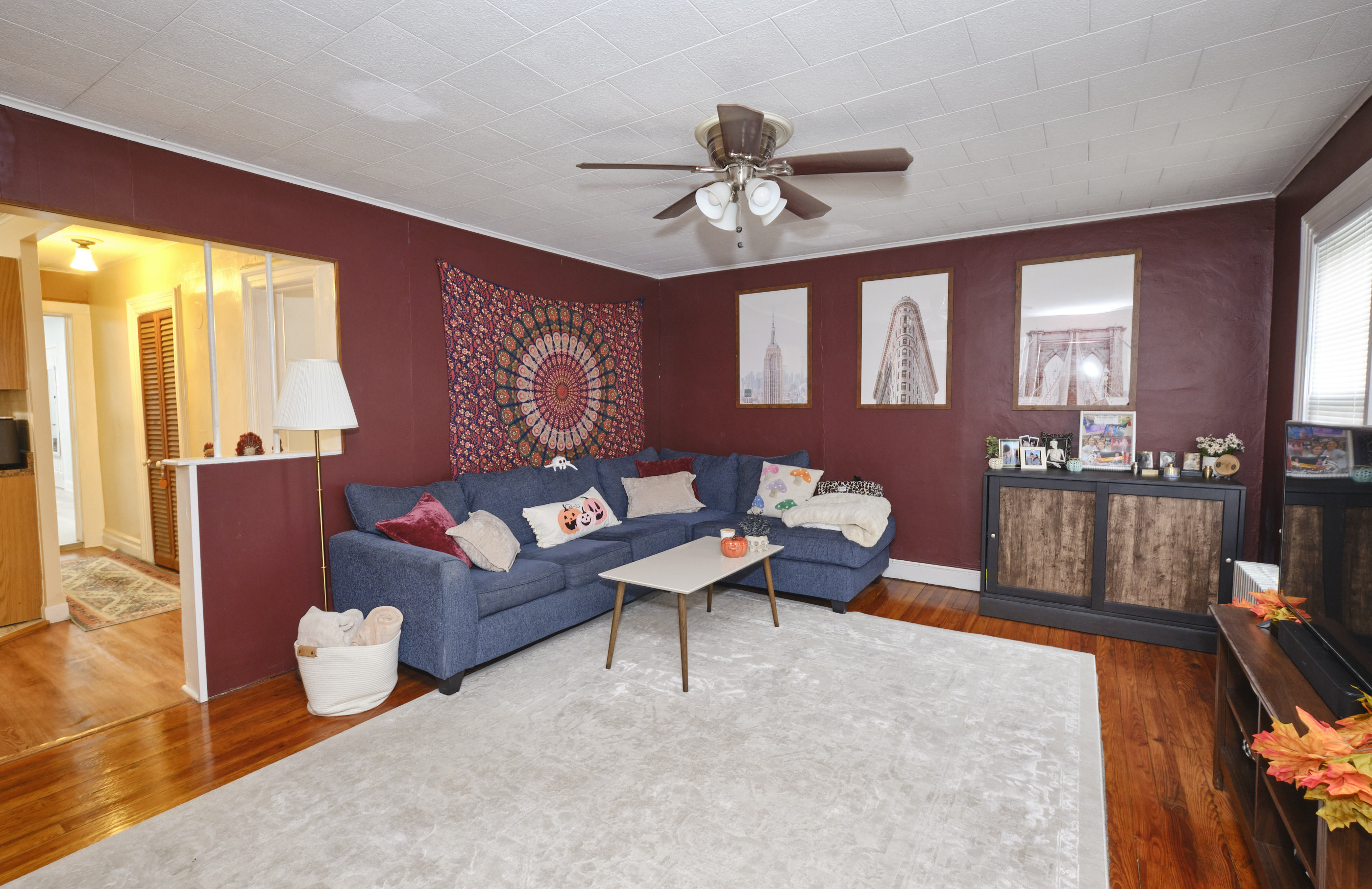 Floral Park, New York, 11001, United States, 3 Bedrooms Bedrooms, ,1 BathroomBathrooms,Residential,For Sale,1988885