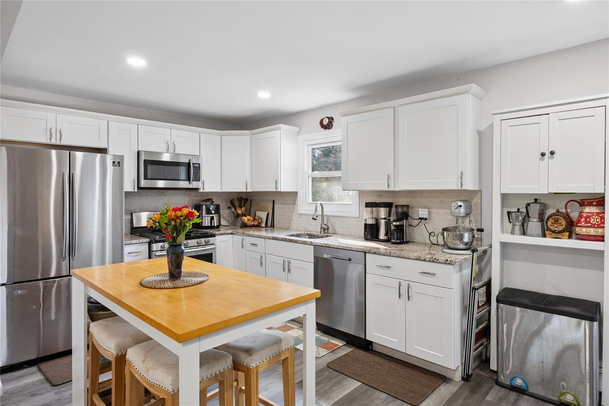 Wyandanch, New York, 11798, United States, 4 Bedrooms Bedrooms, ,2 BathroomsBathrooms,Residential,For Sale,1892746