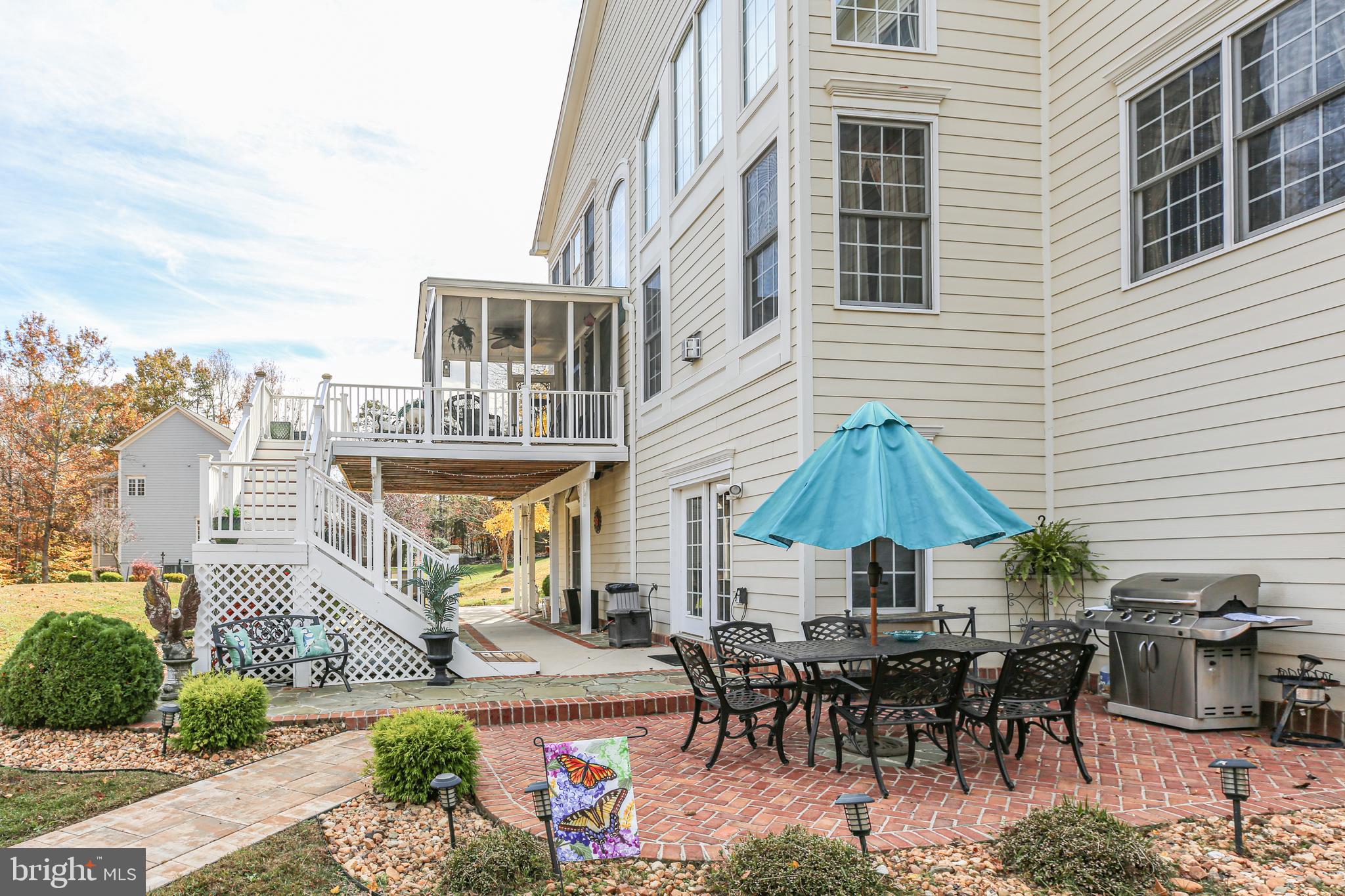 Woodbridge, Virginia, 22192, United States, 5 Bedrooms Bedrooms, ,5 BathroomsBathrooms,Residential,For Sale,1987362