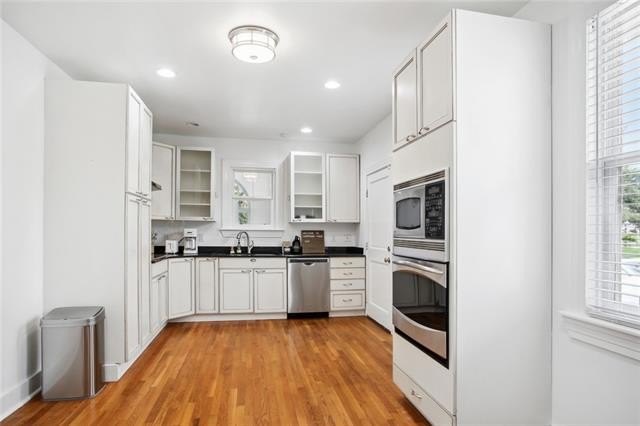 New Orleans, Louisiana, 70124, United States, 3 Bedrooms Bedrooms, ,3 BathroomsBathrooms,Residential,For Sale,1938045