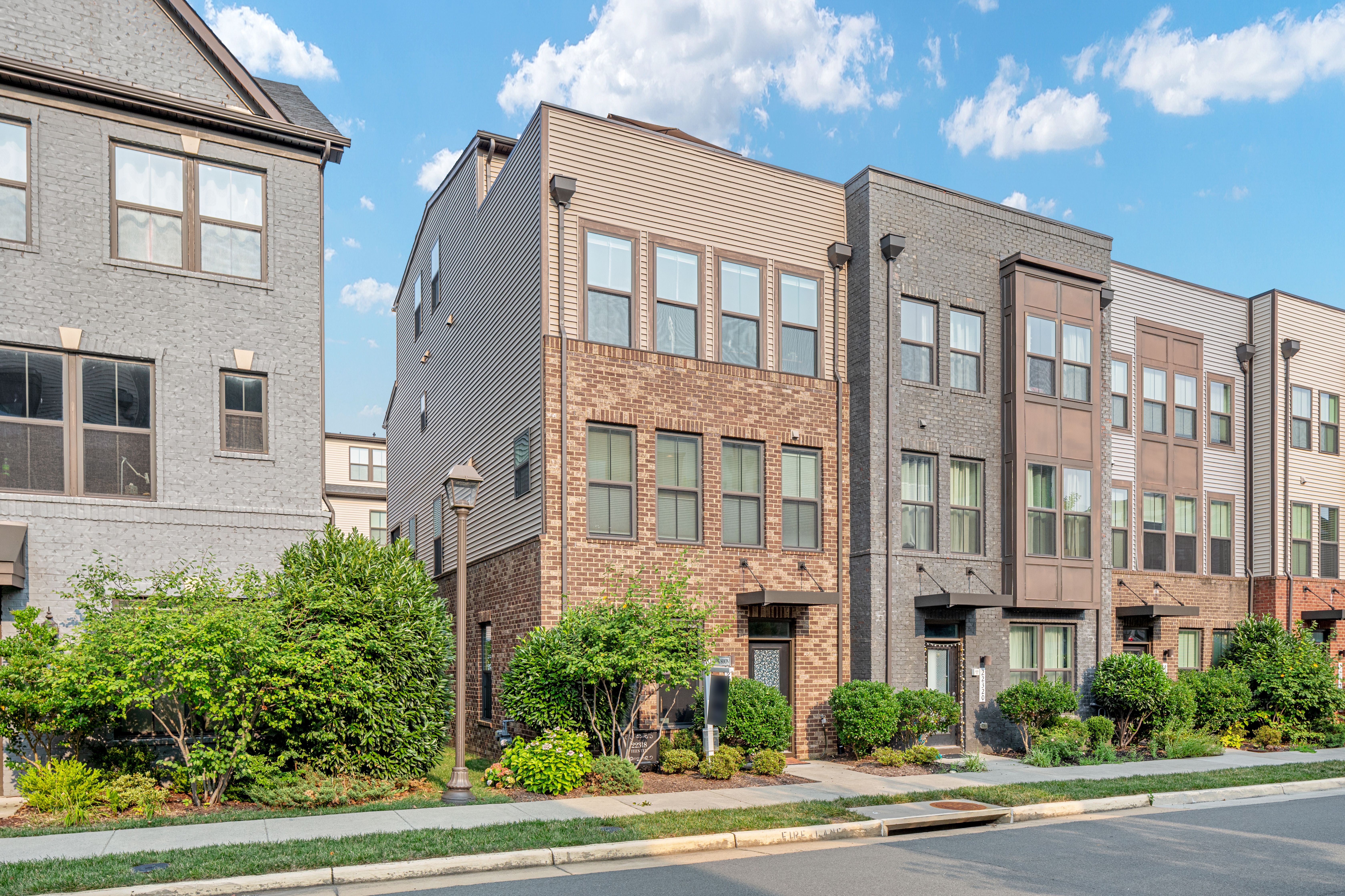  22318 Tees Terrace, Ashburn, VA, 20148 - 物件實景