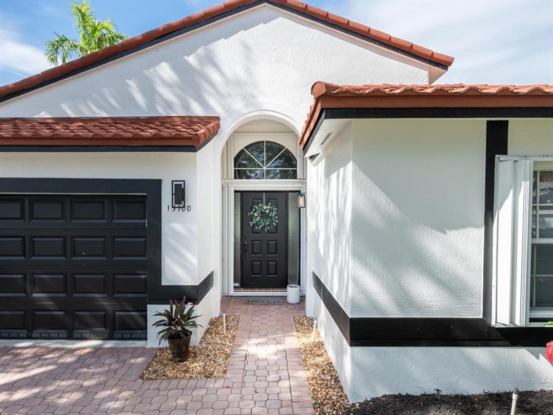 Pembroke Pines, Florida, 33027, United States, 3 Bedrooms Bedrooms, ,2 BathroomsBathrooms,Residential,For Sale,1885741