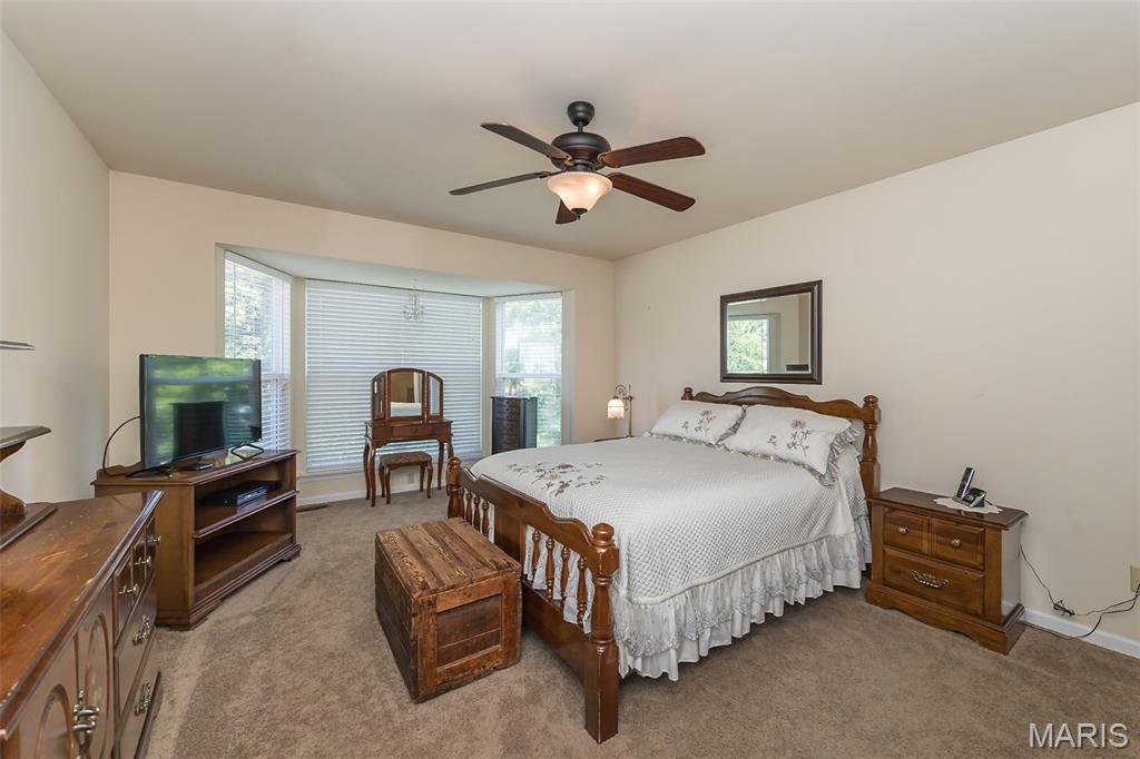 St Peters, Missouri, 63304, United States, 4 Bedrooms Bedrooms, ,3 BathroomsBathrooms,Residential,For Sale,1933139
