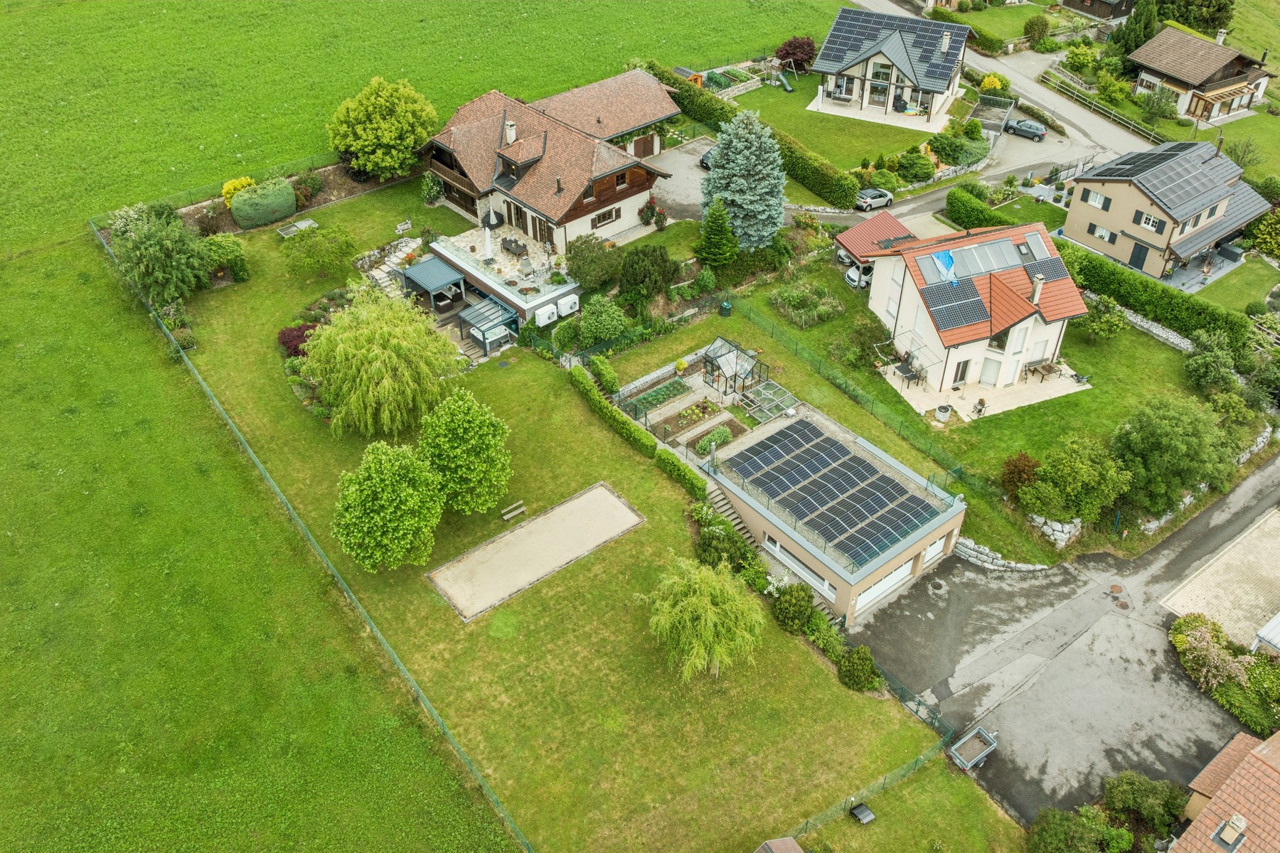  A magnificent, exceptional property located 10 minutes from Bulle and 20 minutes - 物件實景
