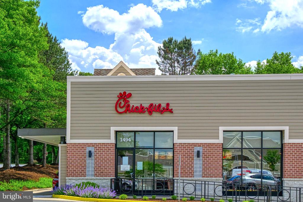 Reston, Virginia, 20194, United States, 3 Bedrooms Bedrooms, ,4 BathroomsBathrooms,Residential,For Sale,1942632