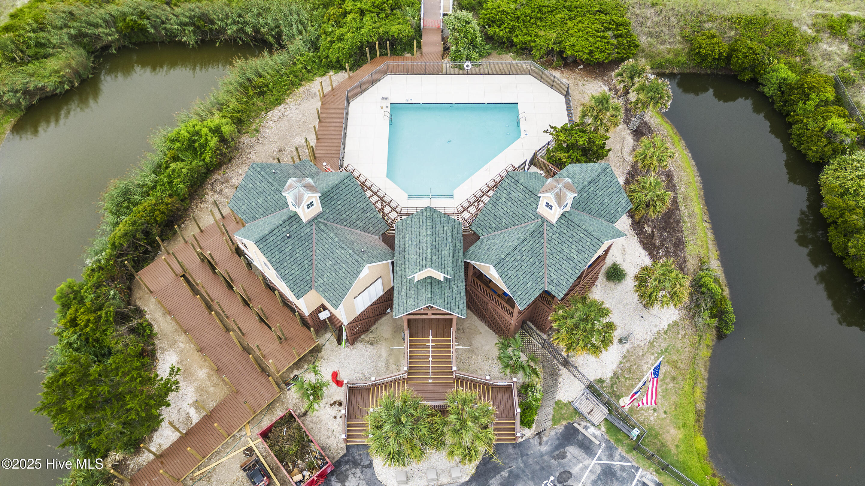 Southport, North Carolina, 28461, United States, 4 Bedrooms Bedrooms, ,3 BathroomsBathrooms,Residential,For Sale,1793848