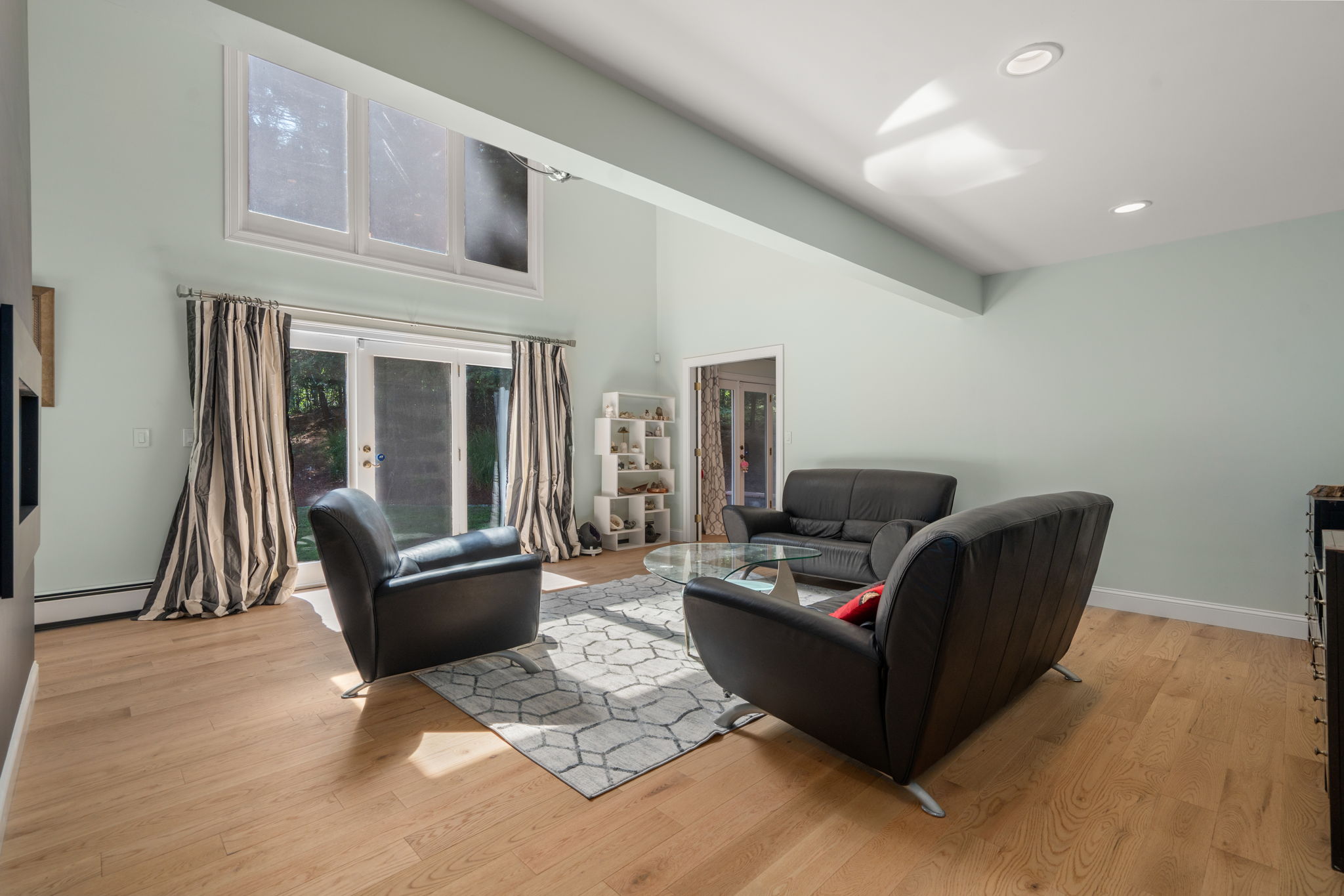  47 Dedham Street, Sharon, MA, 02067 - 物件實景