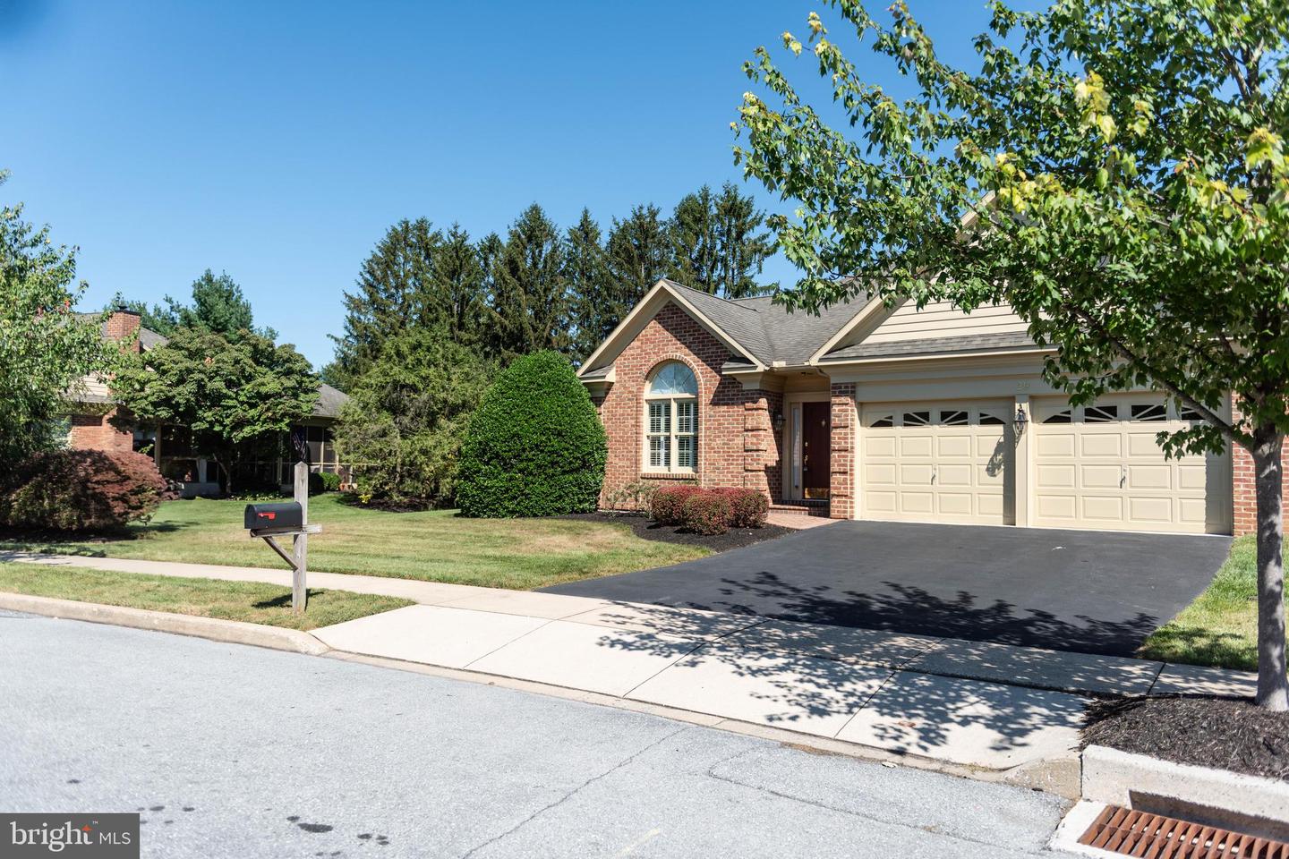 Hershey, Pennsylvania, 17033, United States, 2 Bedrooms Bedrooms, ,3 BathroomsBathrooms,Residential,For Sale,1933018