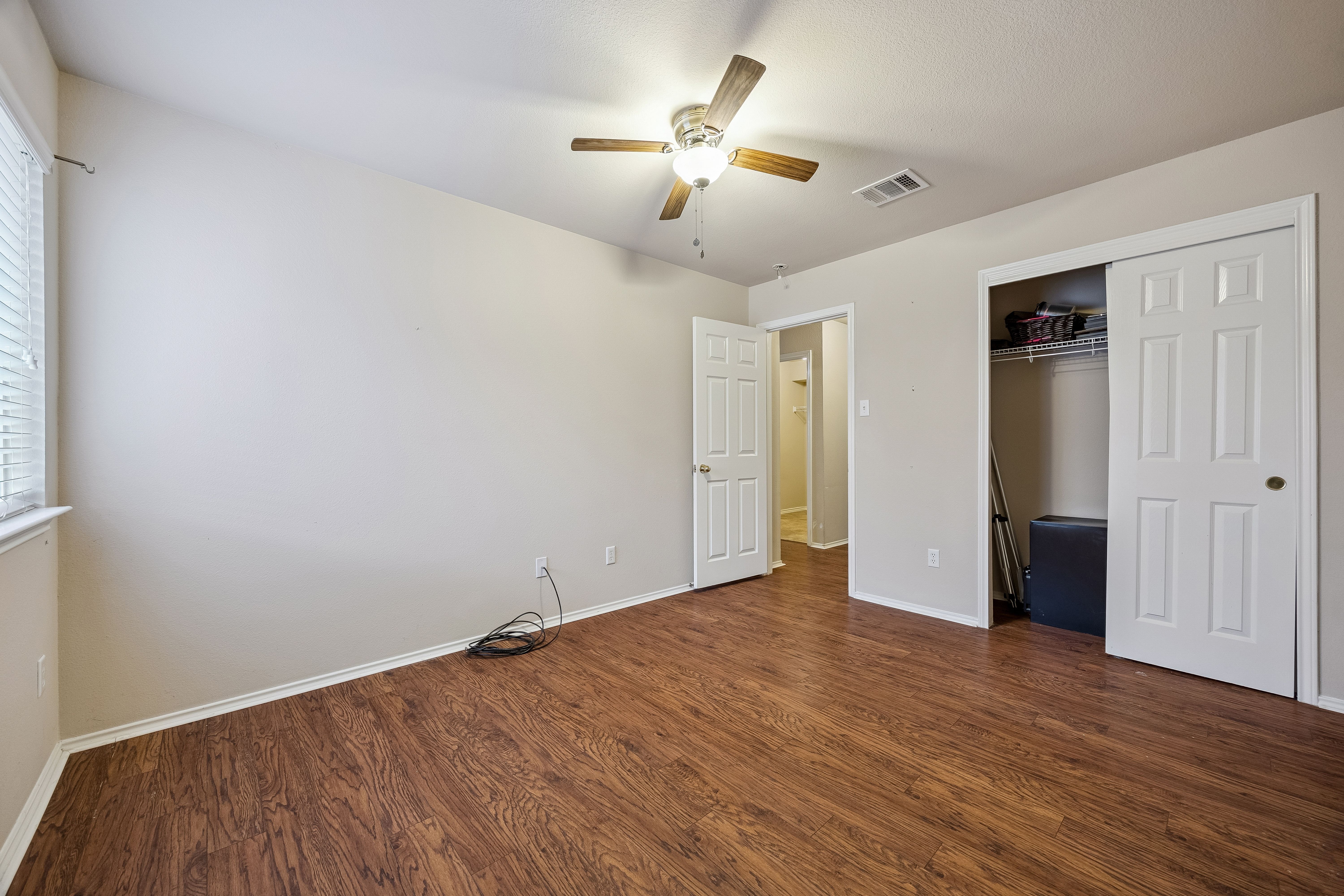  913 Remington Drive, Leander, TX 78641 - 物件實景