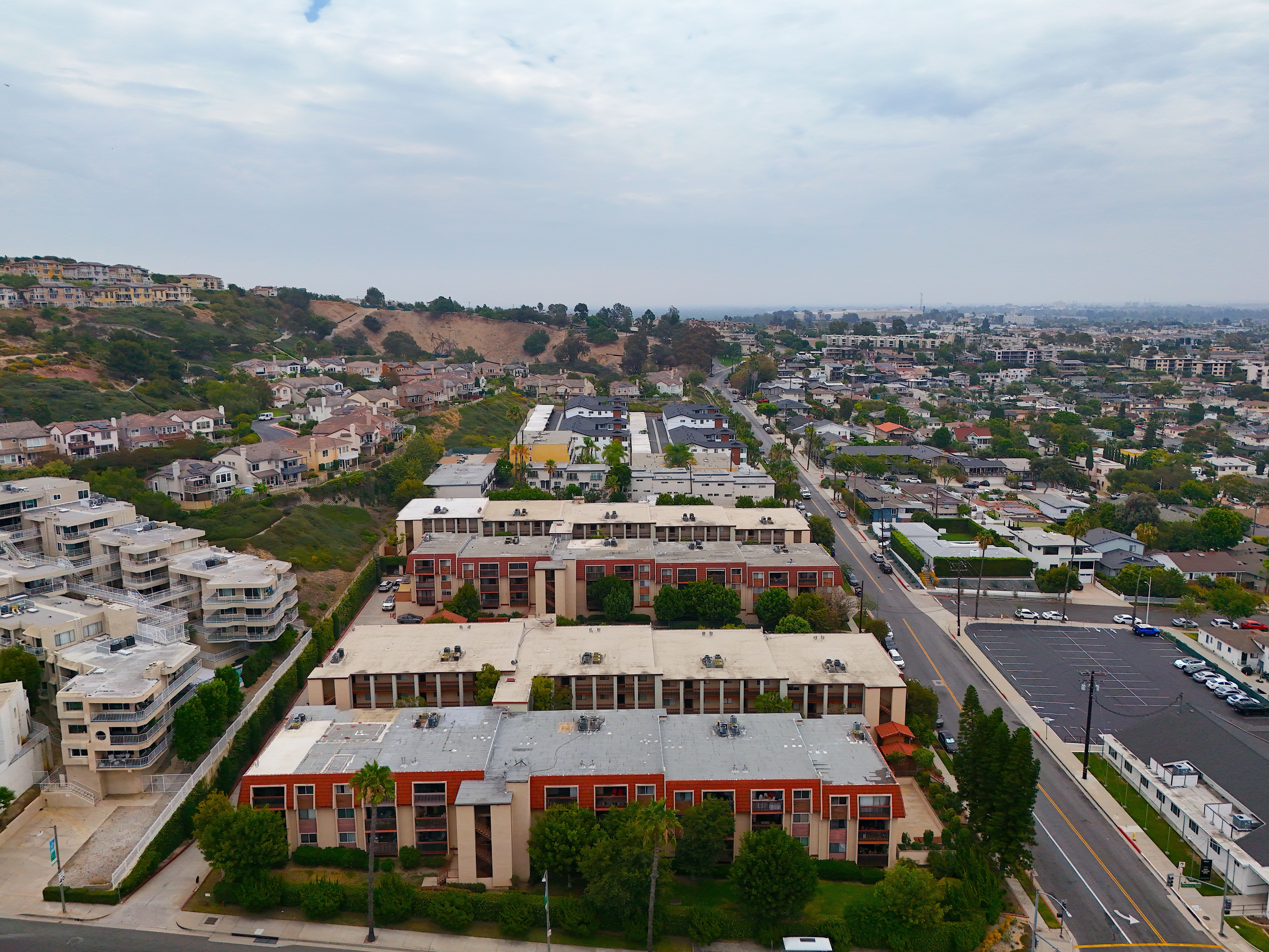  2001 E. 21st Street Unit 327, Signal Hill, CA 90755 - 物件實景