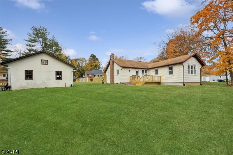 Roxbury Twp., New Jersey, 07876, United States, 3 Bedrooms Bedrooms, ,2 BathroomsBathrooms,Residential,For Sale,1987985