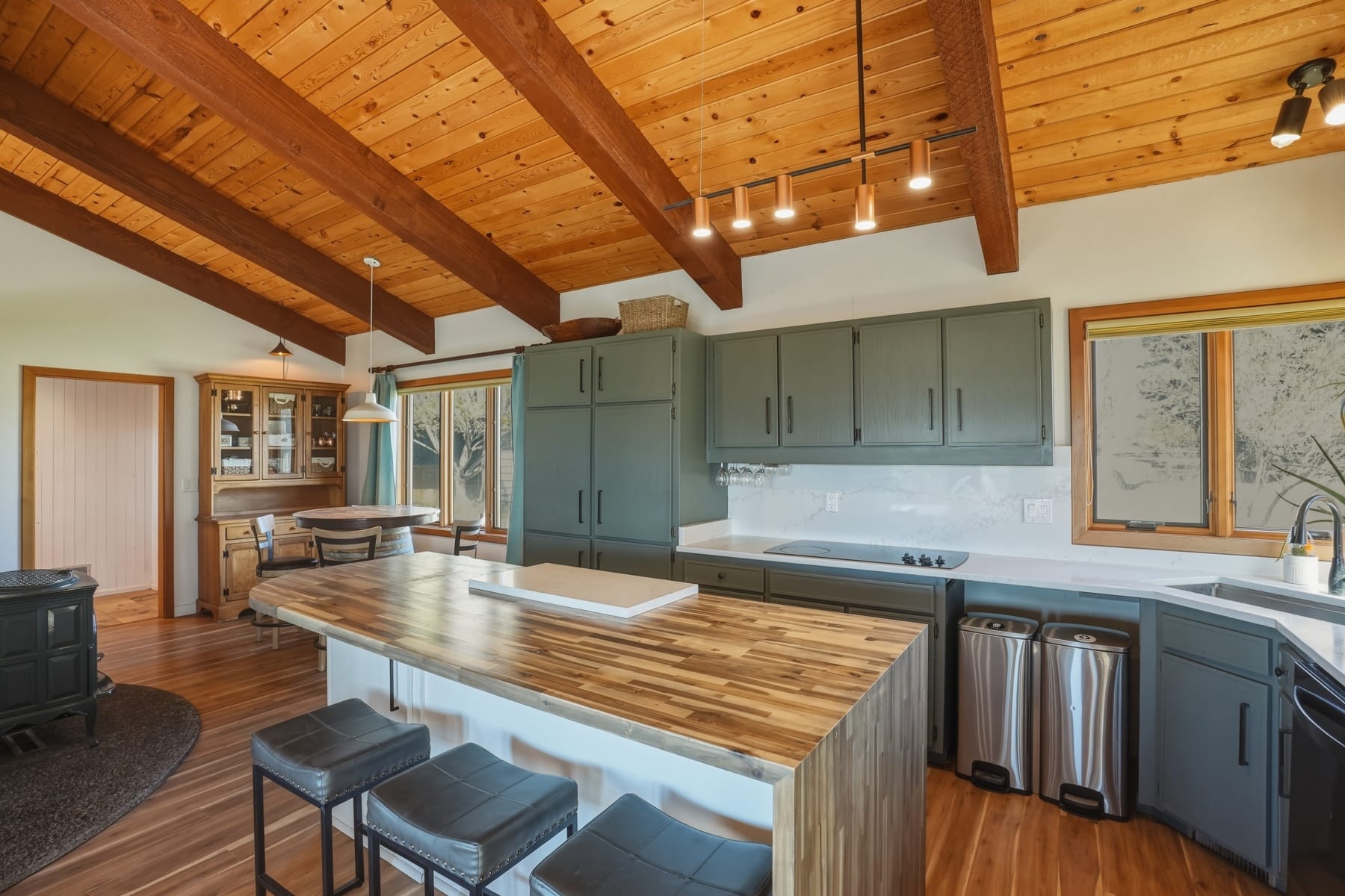  65025 Wapiti Way Bend, OR 97703 - 物件實景