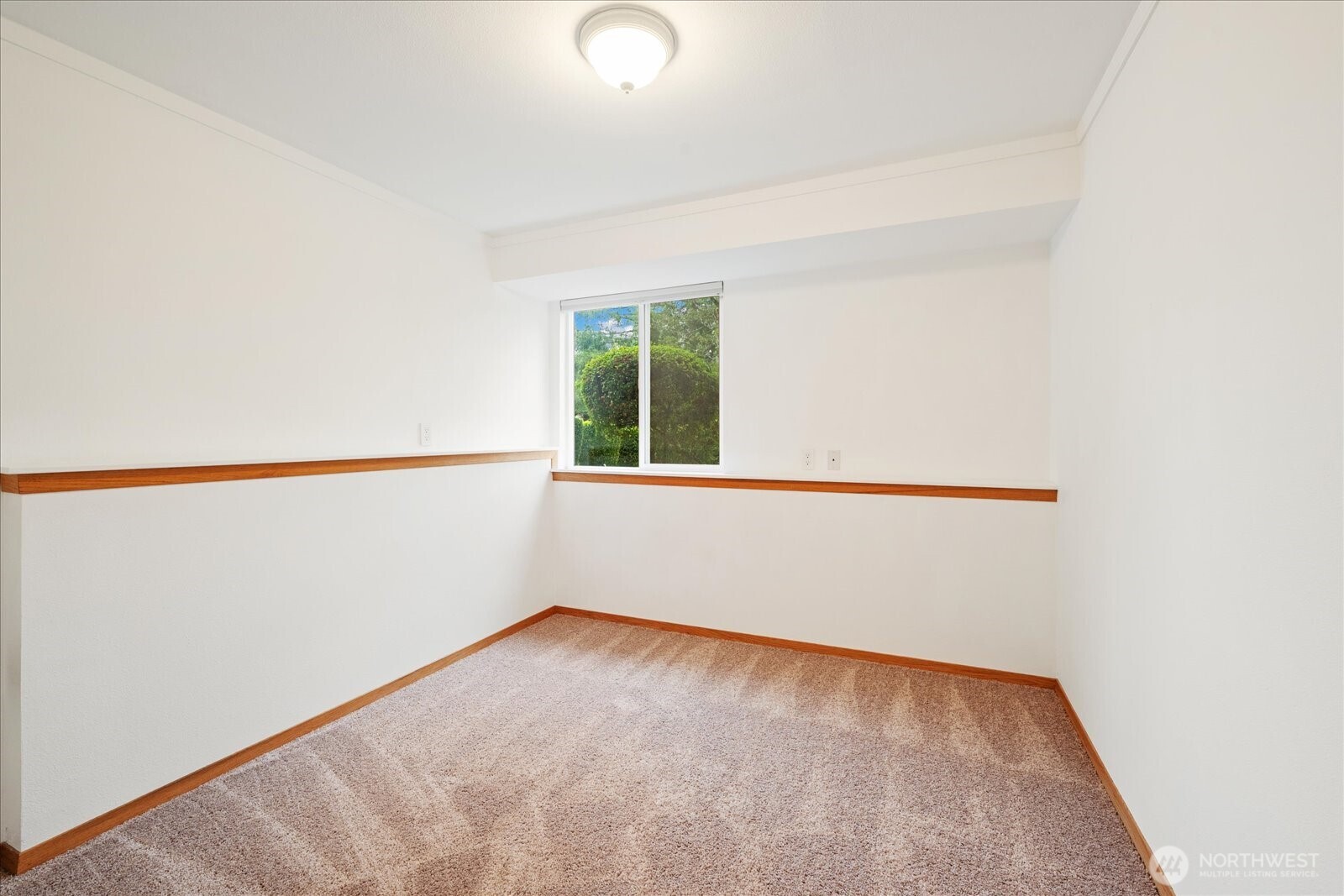 Renton, Washington, 98059, United States, 4 Bedrooms Bedrooms, ,1 BathroomBathrooms,Residential,For Sale,1989503