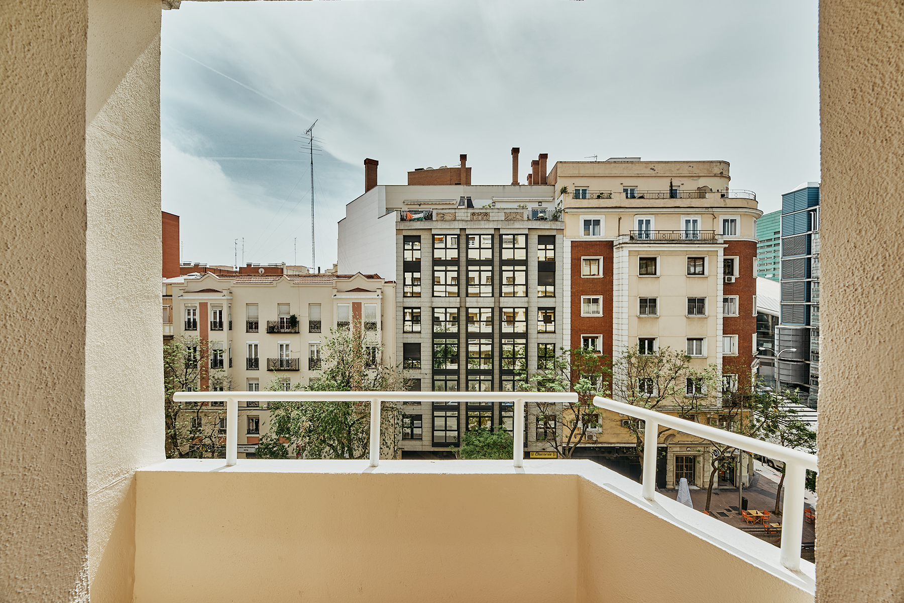  3-bedroom flat with terrace in Salamanca - 物件實景