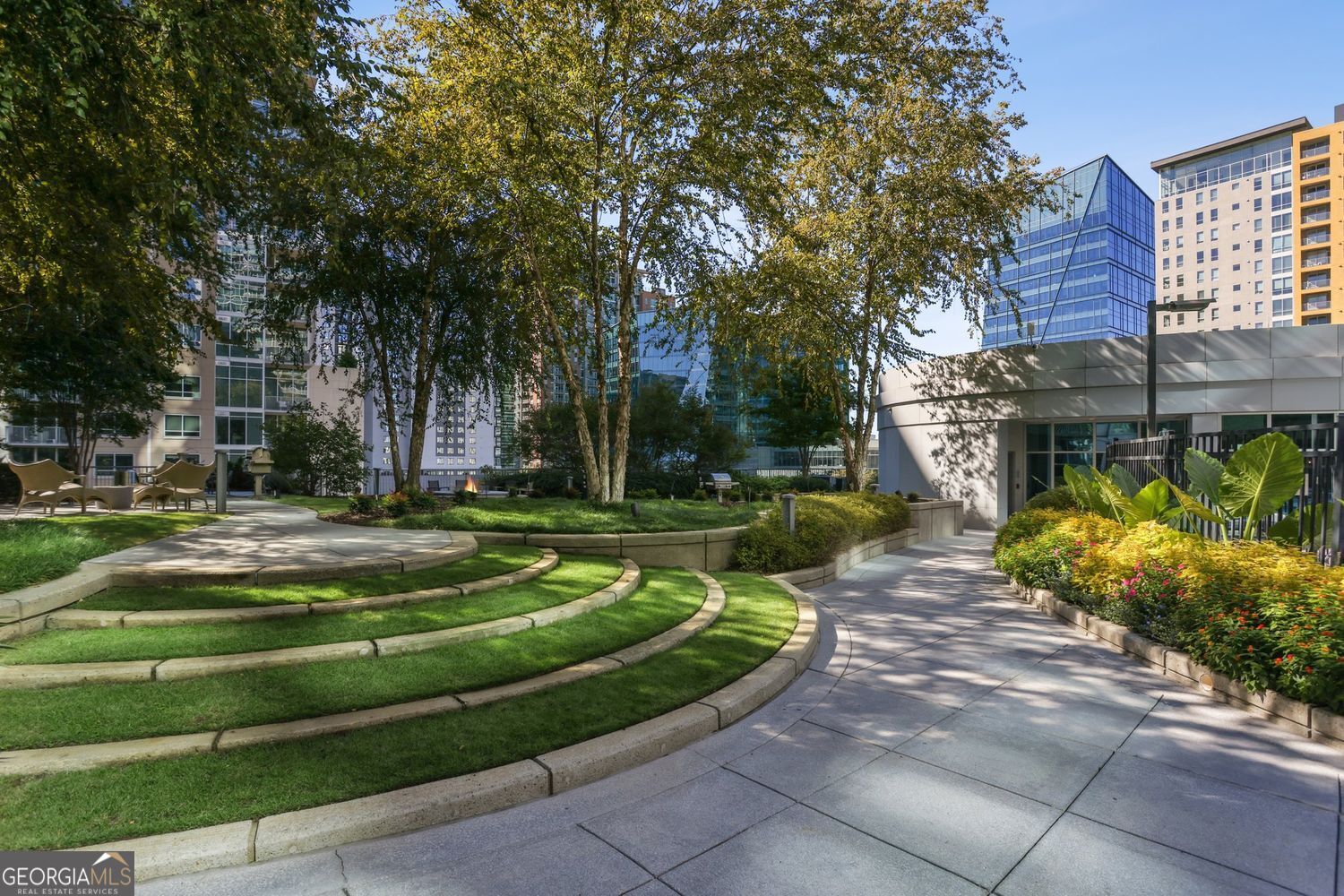 Atlanta, Georgia, 30309, United States, 2 Bedrooms Bedrooms, ,2 BathroomsBathrooms,Residential,For Sale,1964227