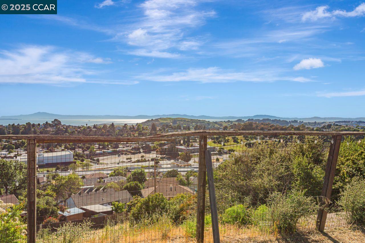 Vallejo, California, 94591, United States, 2 Bedrooms Bedrooms, ,2 BathroomsBathrooms,Residential,For Sale,1805503