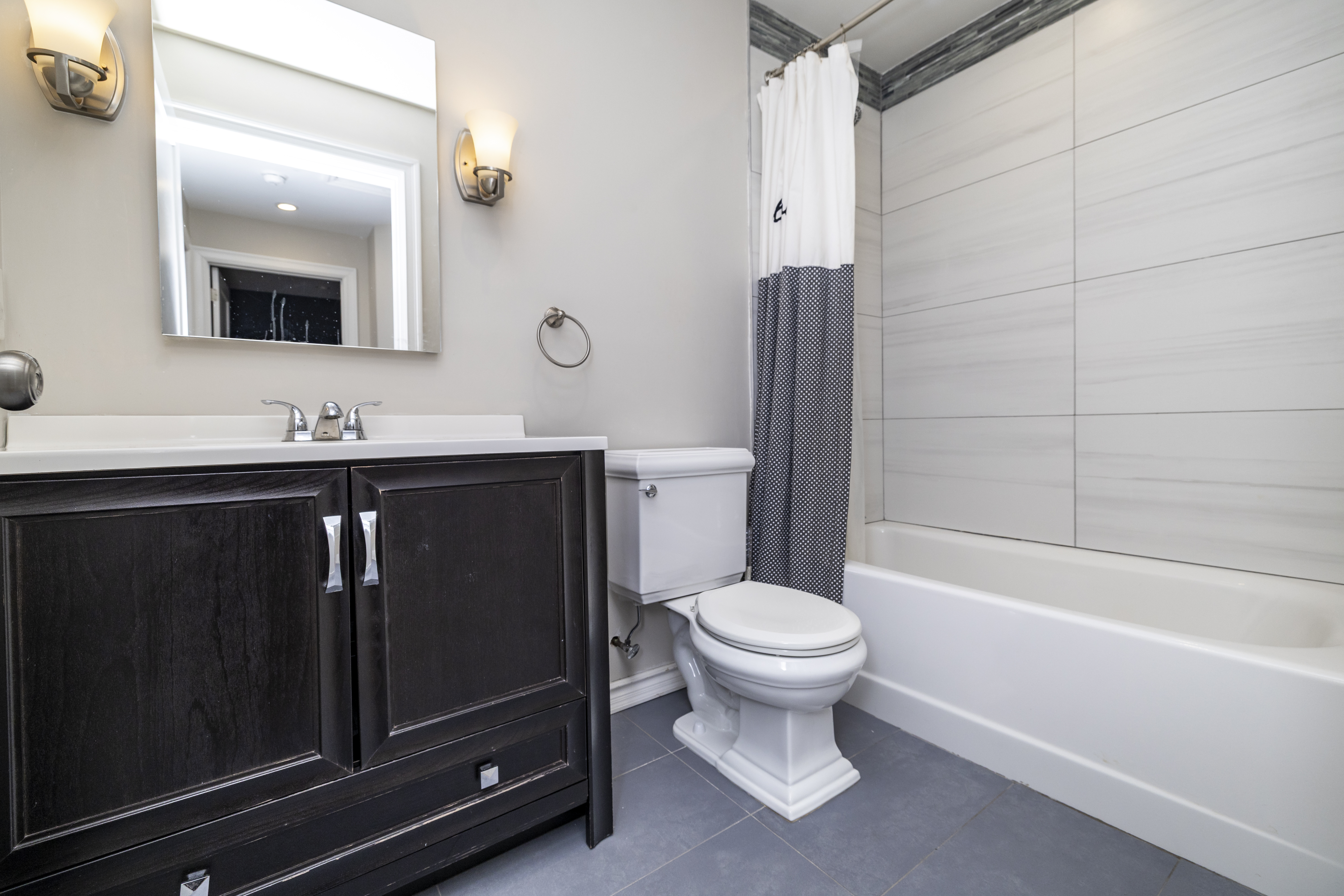  2 Atlas Avenue, Malverne, NY, 11565 - 物件實景